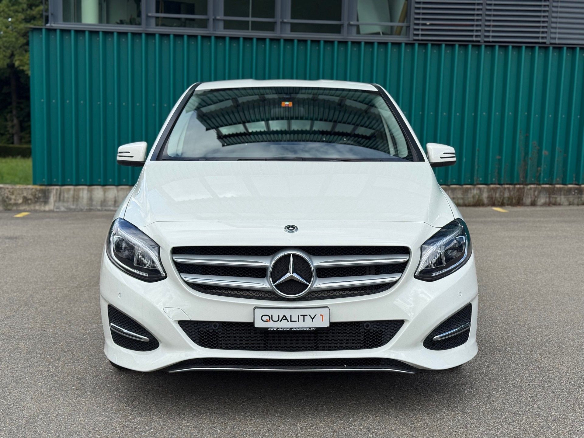 MERCEDES-BENZ B 220 Style 4Matic 7G-DCT-image-7