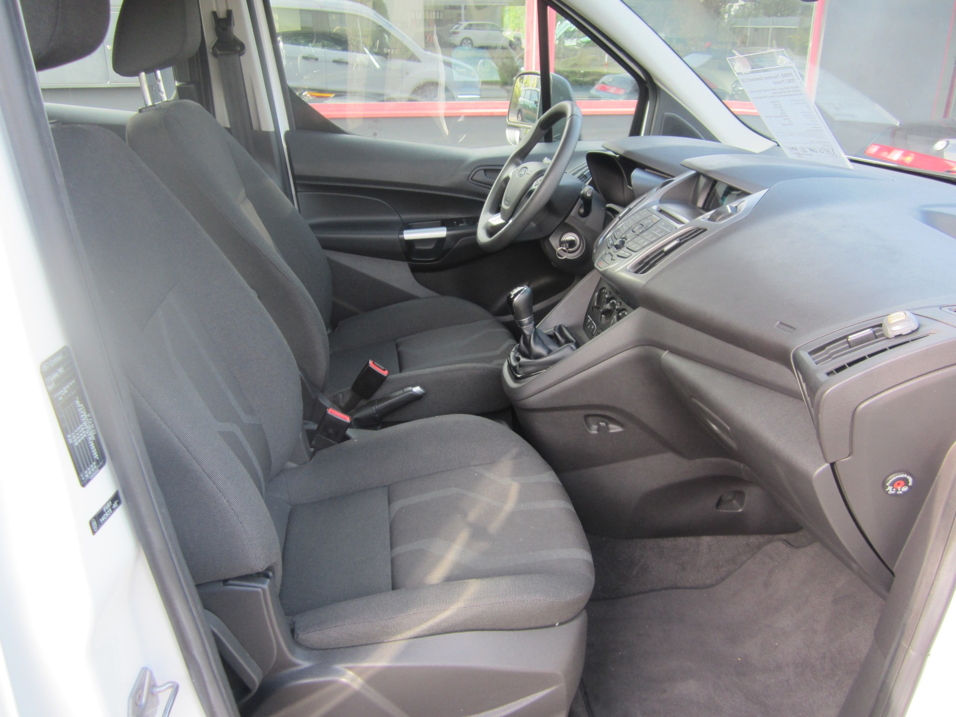 FORD Tourneo Connect 1.5 TDCi Trend-image-9