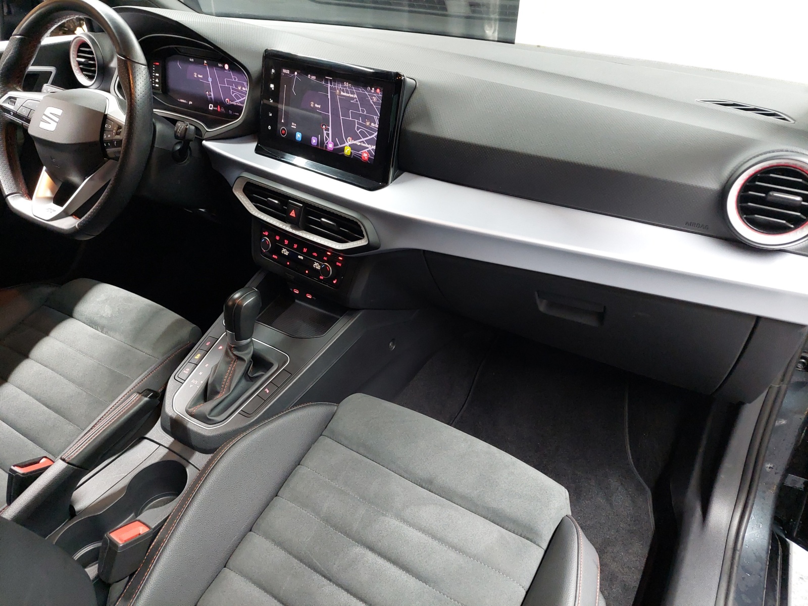 SEAT Ibiza 1.0 EcoTSI FR DSG-image-9
