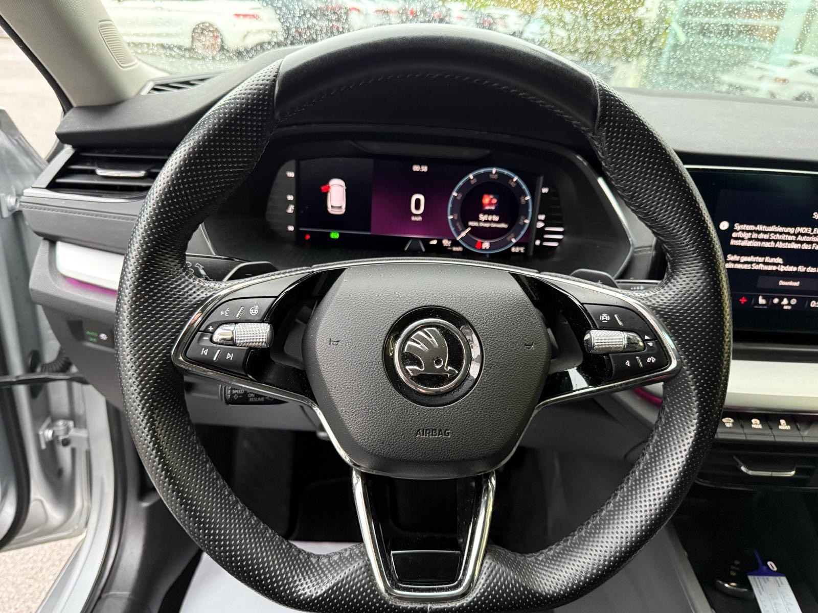 SKODA Octavia Combi 2.0 TDI DSG Ambition 4x4-image-8