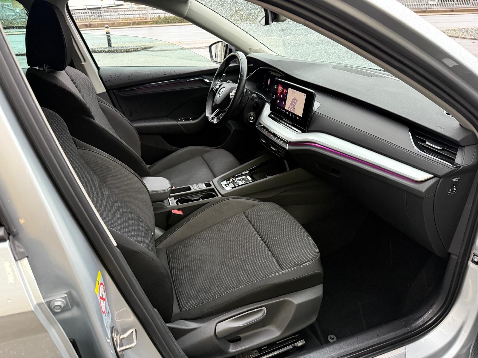 SKODA Octavia Combi 2.0 TDI DSG Ambition 4x4-image-17