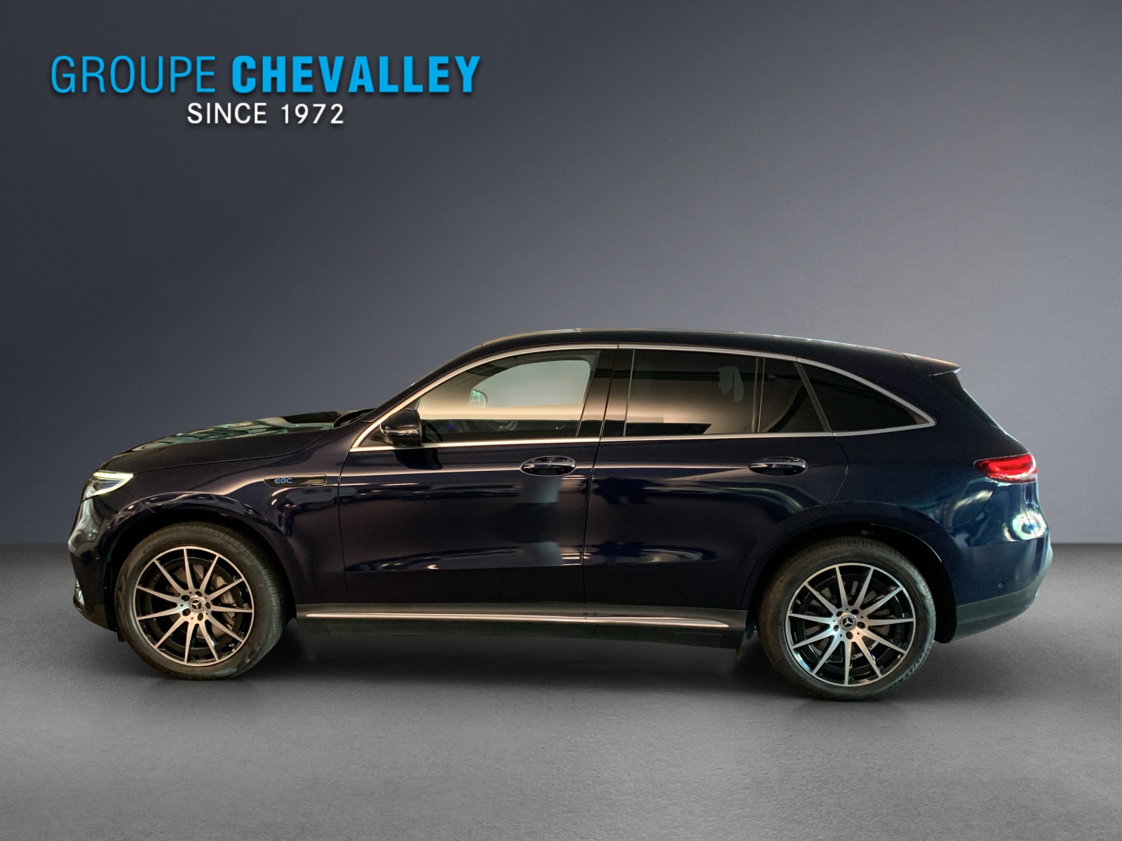 MERCEDES-BENZ EQC 400 AMG Line 4Matic-image-3