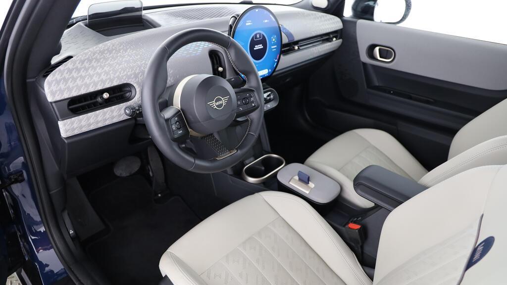 MINI Cooper S Cabrio-image-16