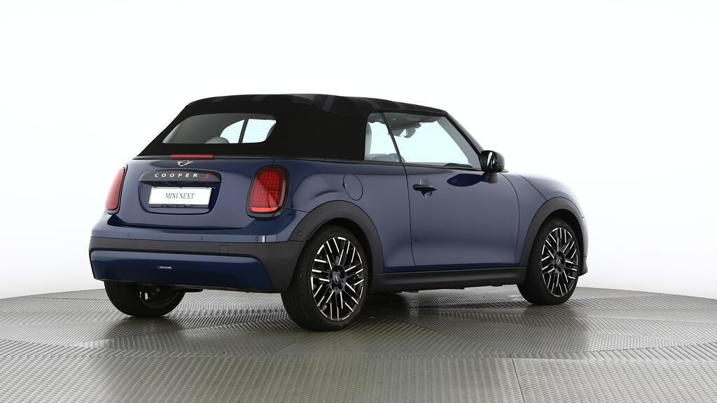MINI Cooper S Cabrio-image-3