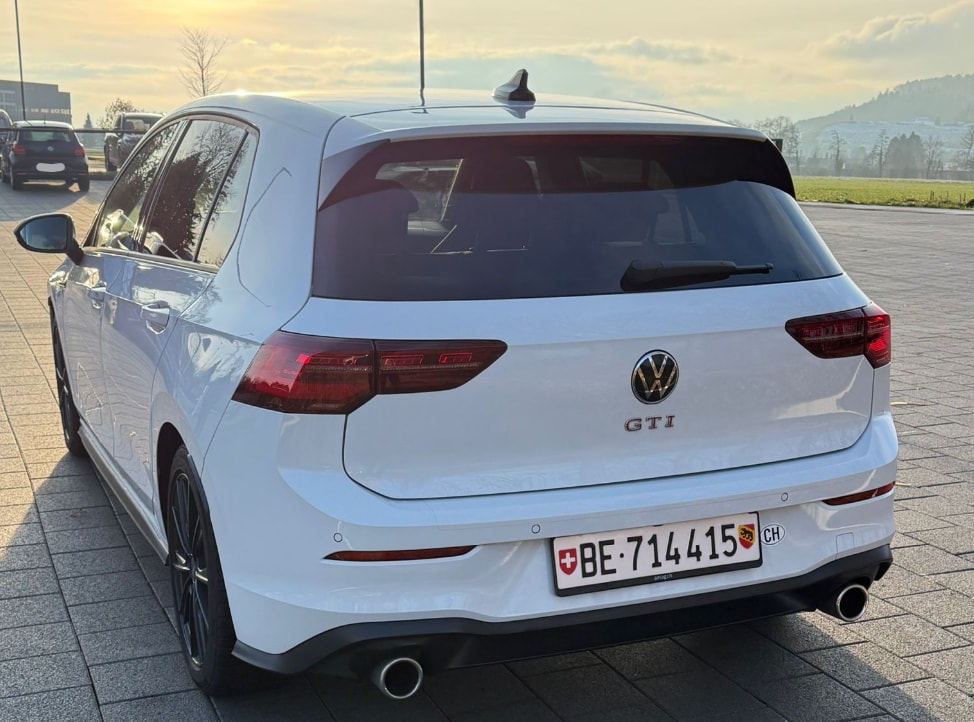 VW Golf 2.0 TSI GTI DSG-image-2