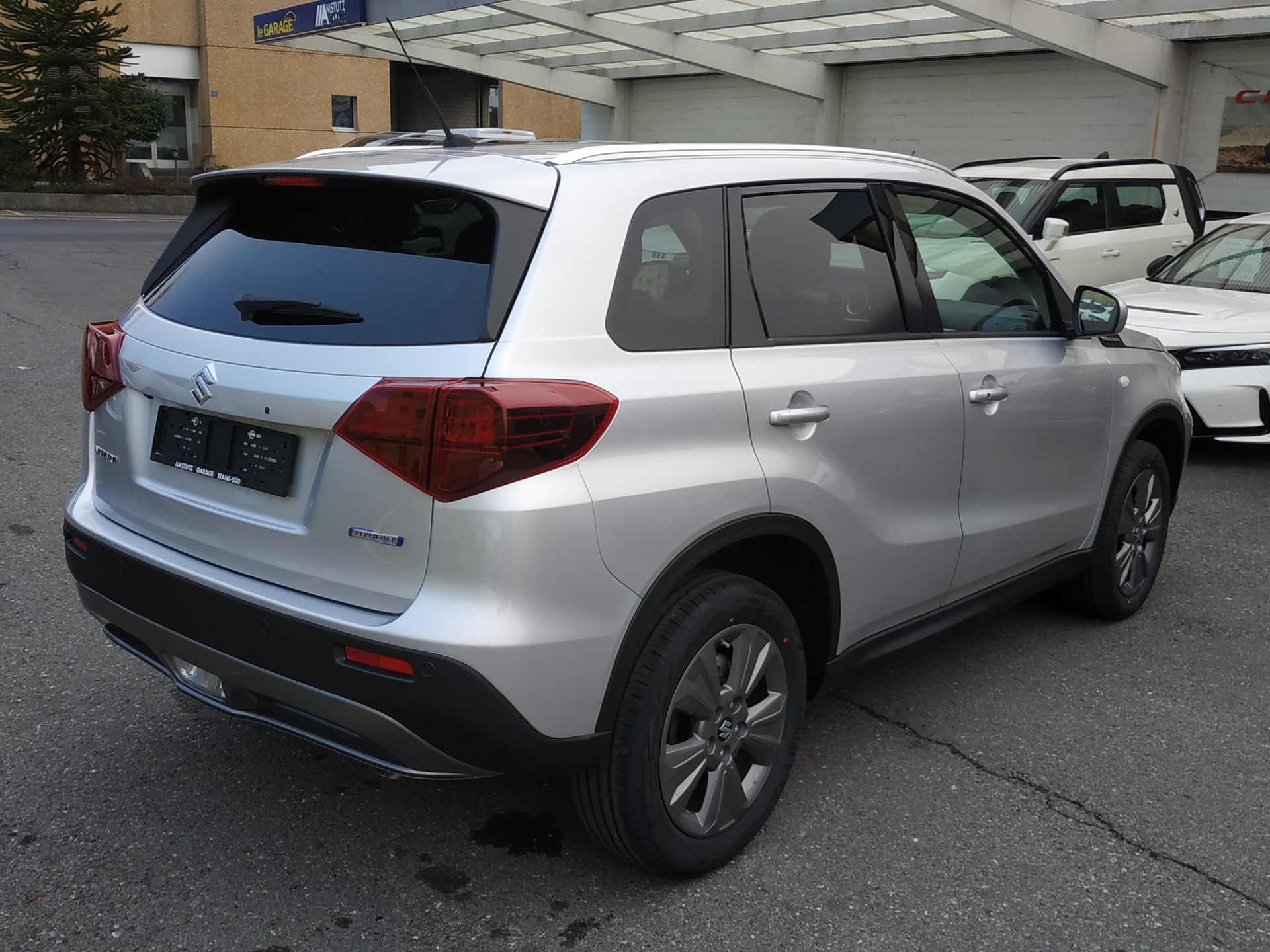 SUZUKI Vitara 1.4 Boosterjet Compact + 4x4 Hybrid Automatic-image-6
