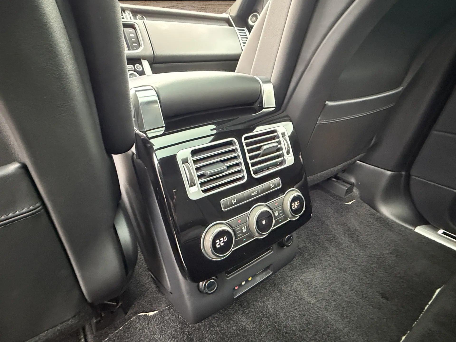 LAND ROVER Range Rover 5.0 V8 SC Autobiography Automatic-image-17