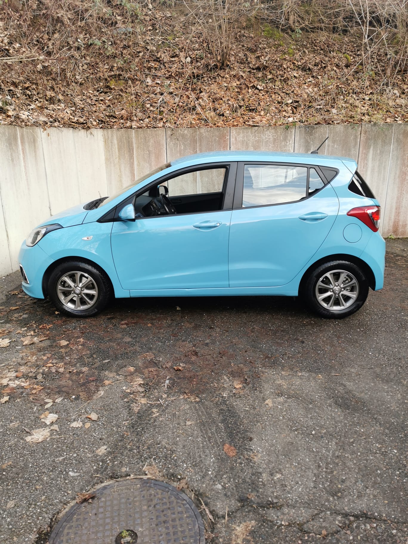 HYUNDAI i10 1.2 Style Automatic-image-5