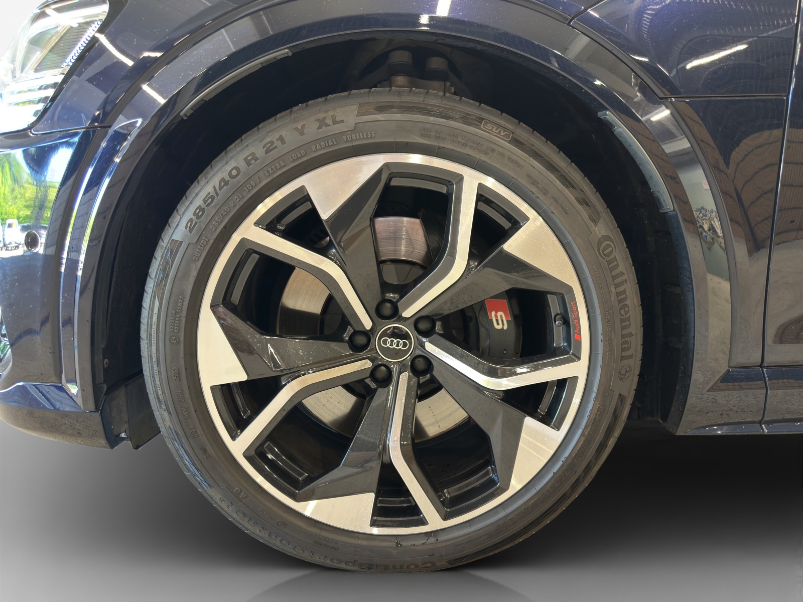 AUDI e-tron S quattro-image-24