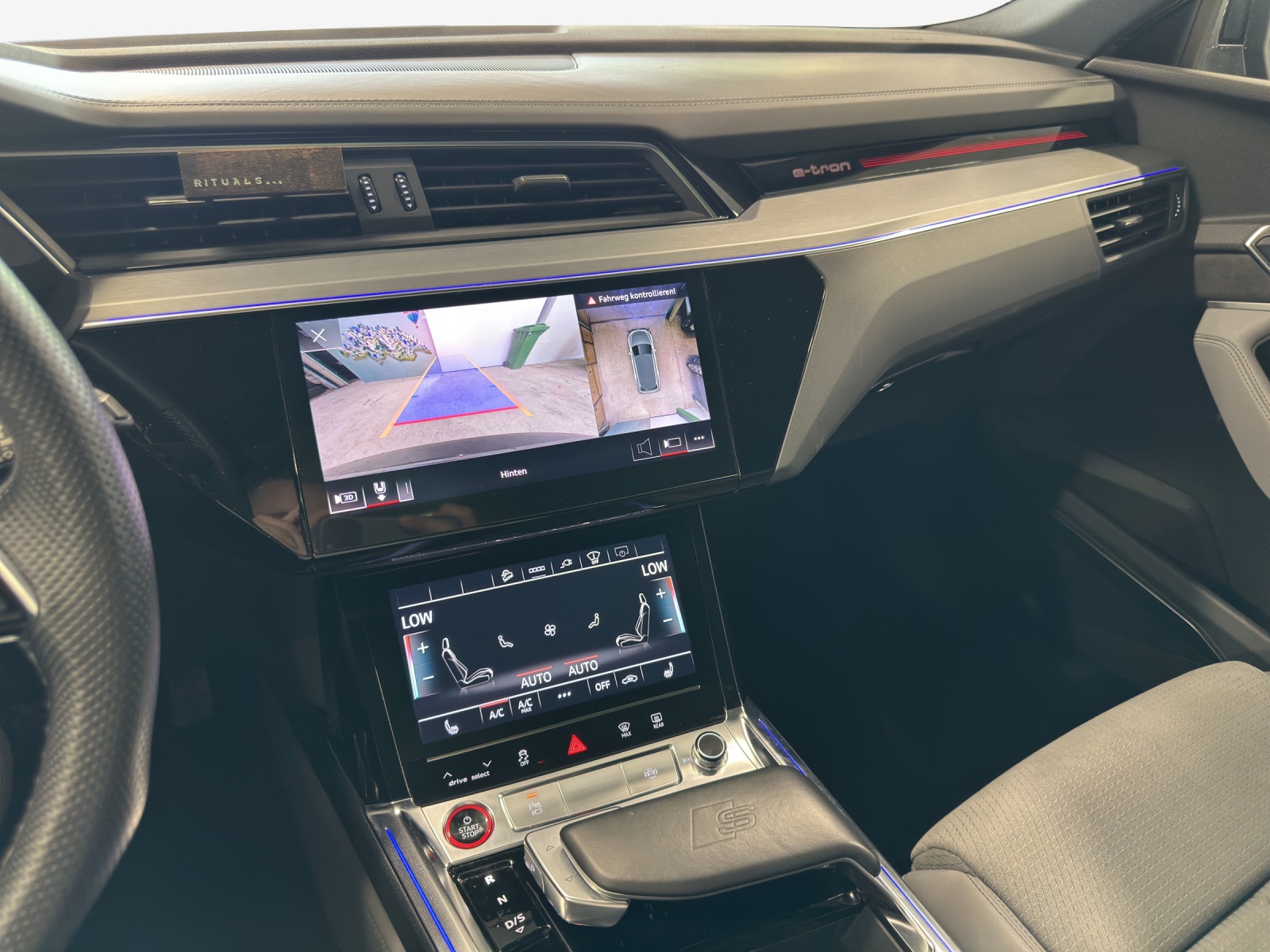 AUDI e-tron S quattro-image-21