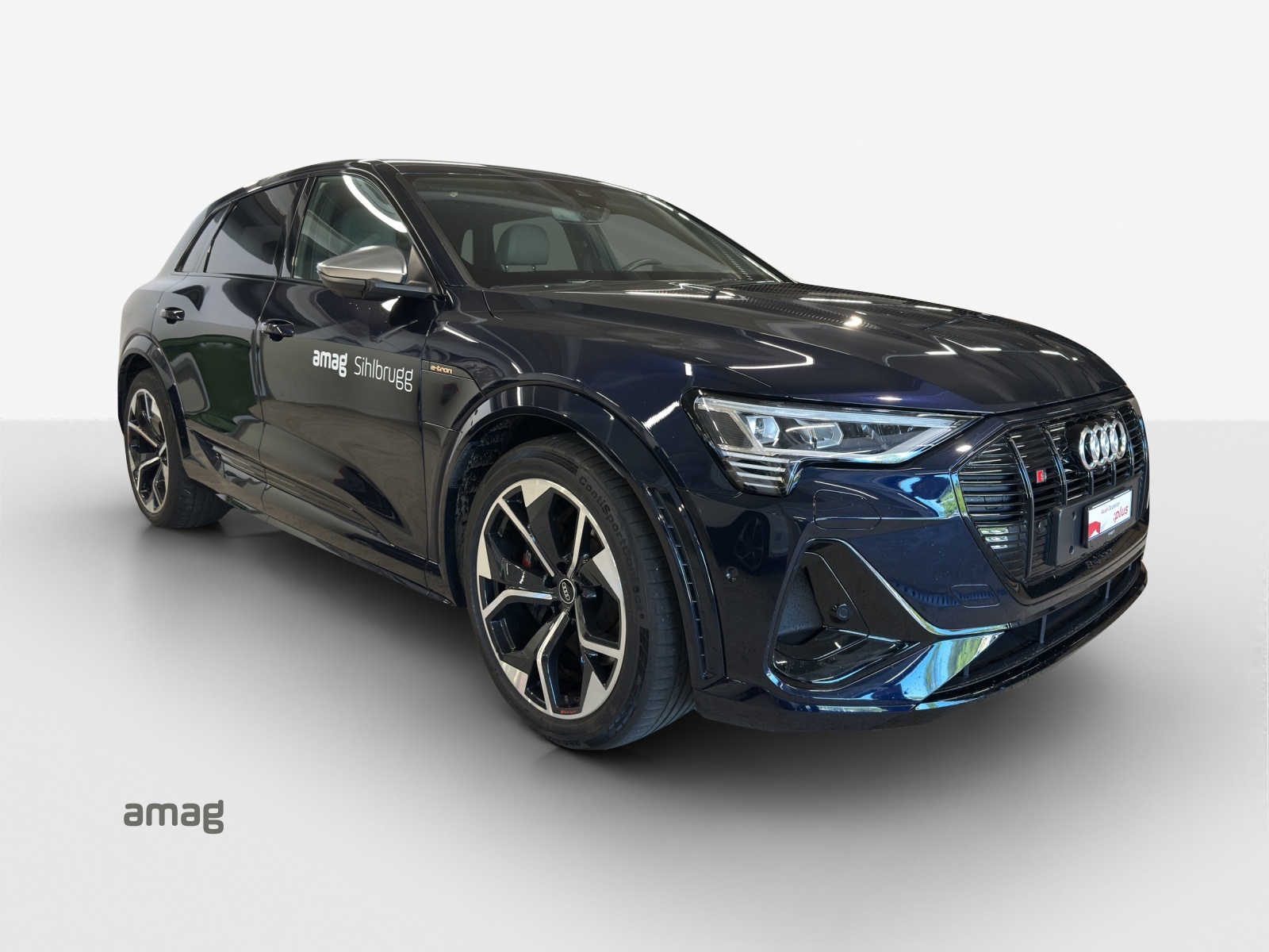 AUDI e-tron S quattro-image-16