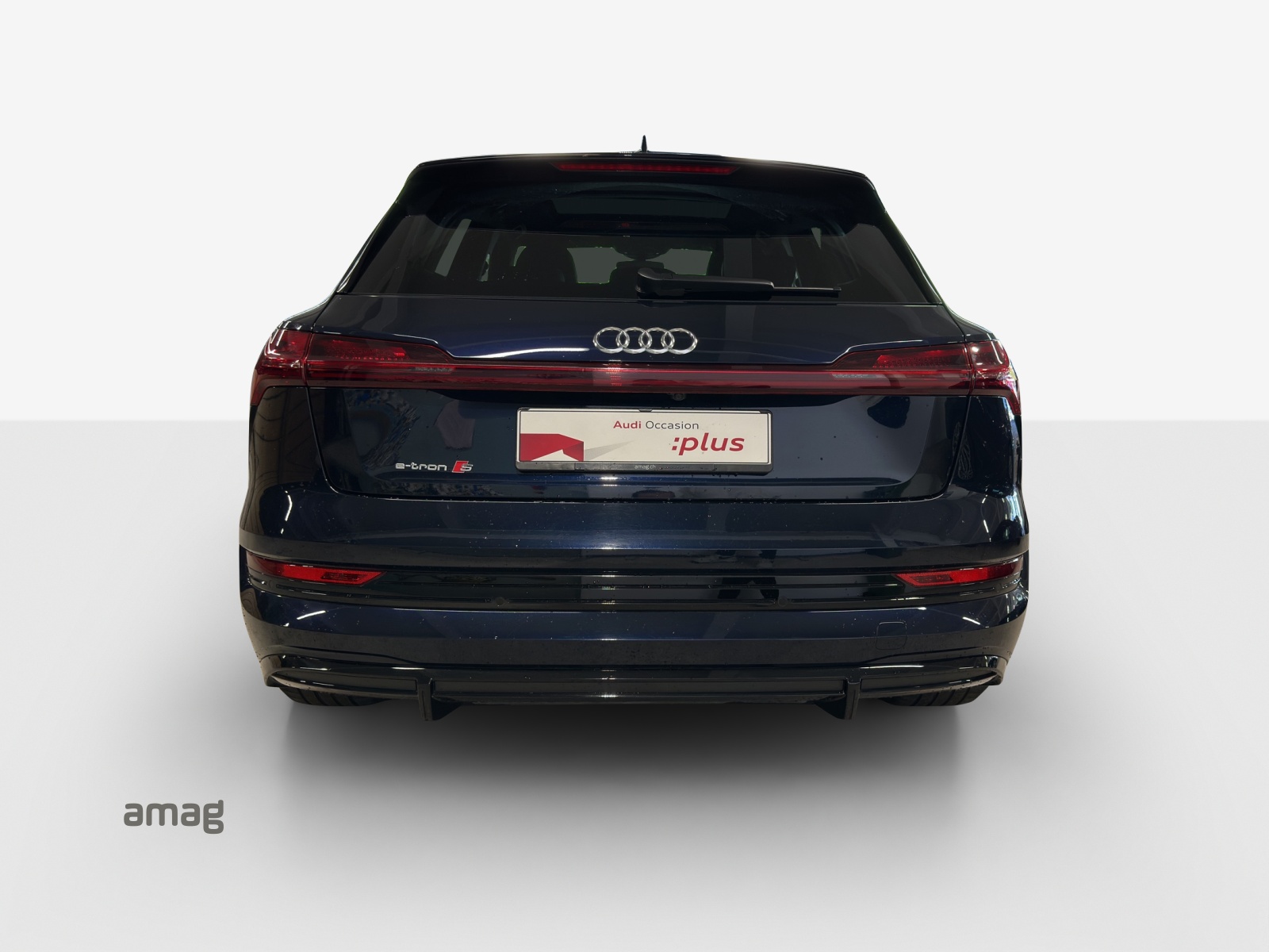 AUDI e-tron S quattro-image-15