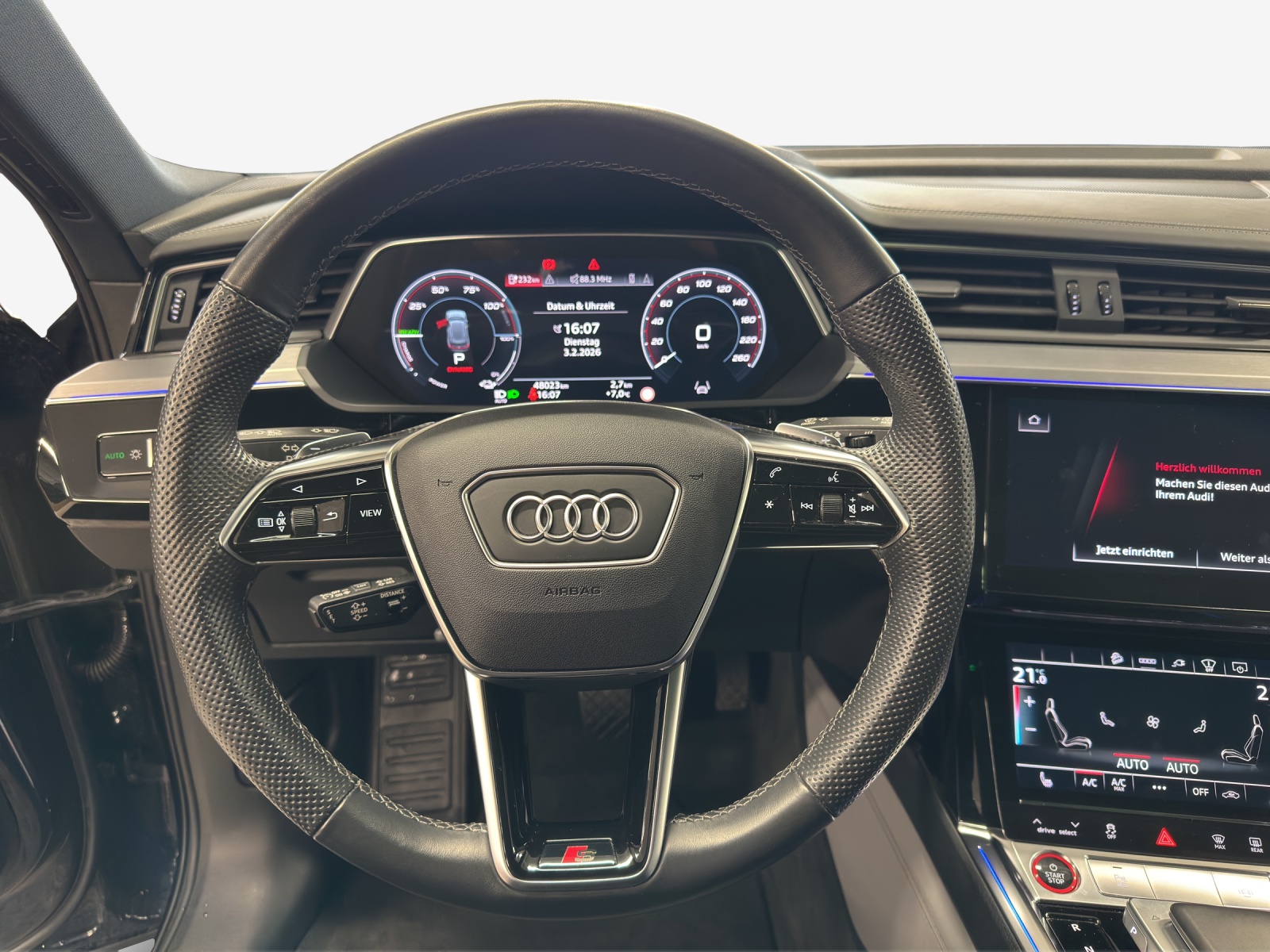 AUDI e-tron S quattro-image-10
