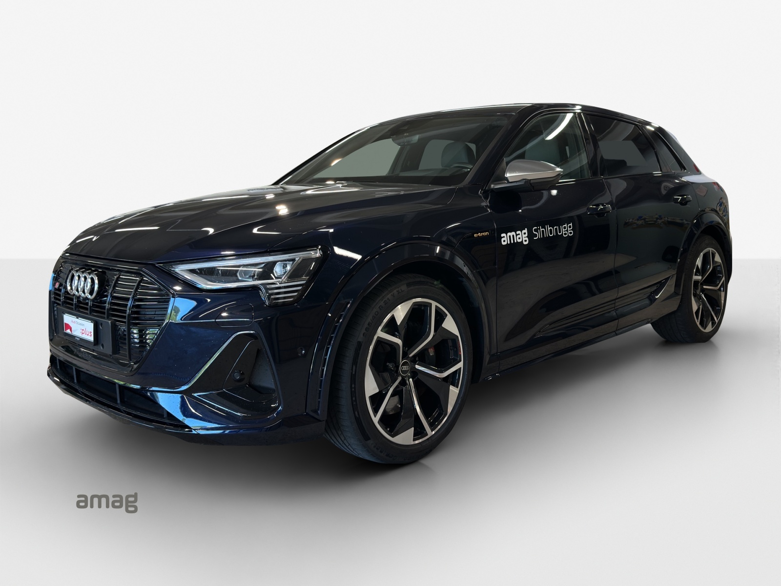 AUDI e-tron S quattro-image-0