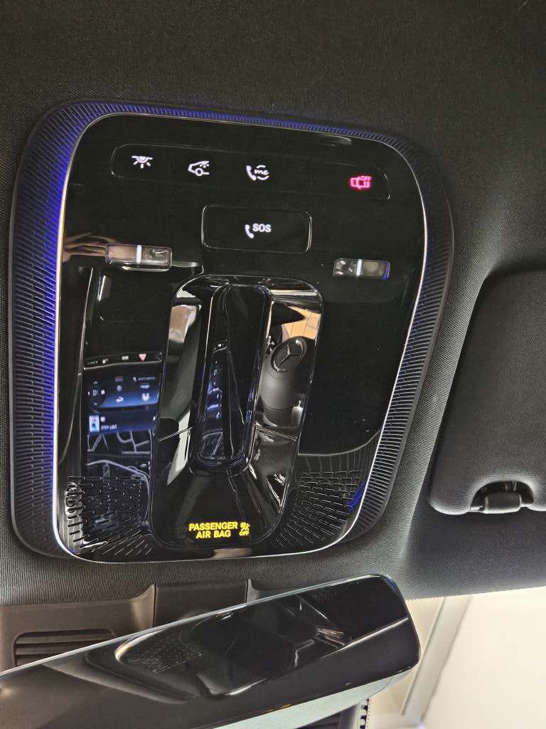 MERCEDES-BENZ C 220 d 4Matic Kombi AMG Line Swiss Star-image-11