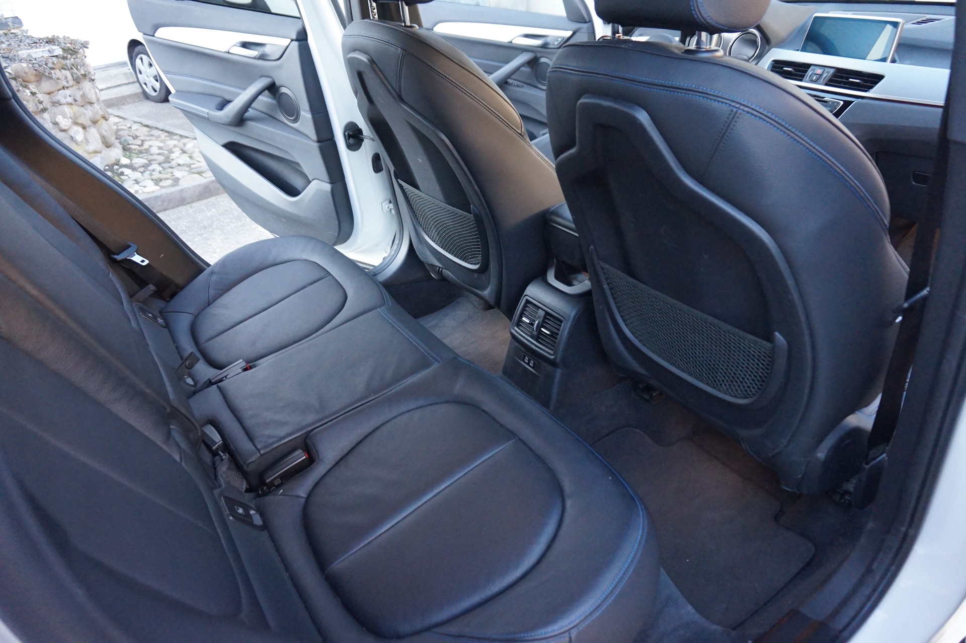 BMW X1 xDrive 20d M Sport Steptronic-image-11