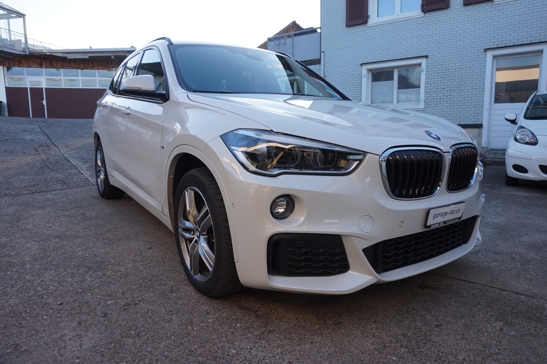 BMW X1 xDrive 20d M Sport Steptronic-image-0