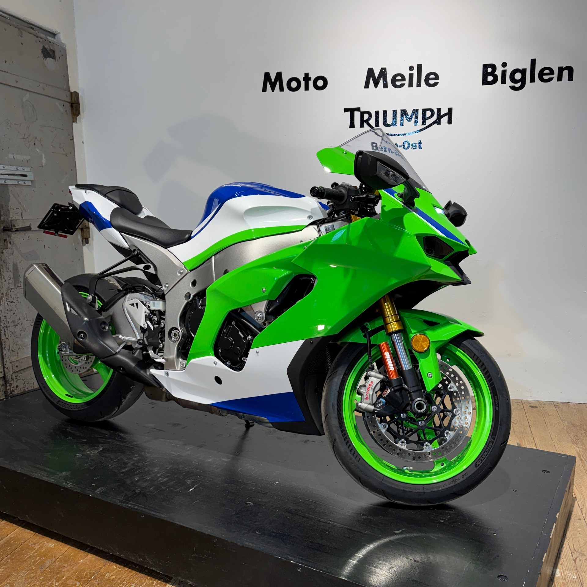 KAWASAKI Ninja ZX-10R-showroom-element-2