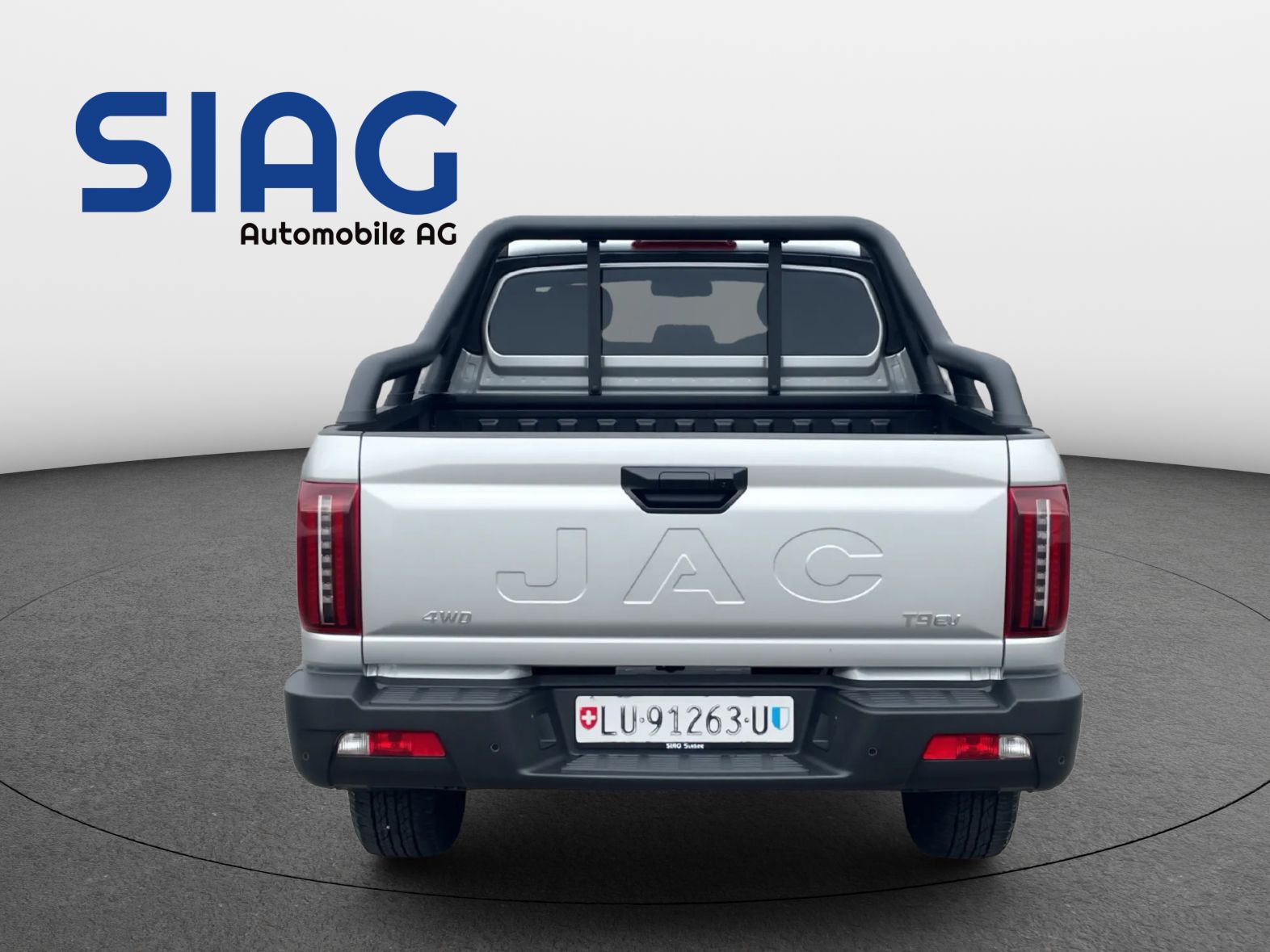 JAC T9 EV 4x4 black silver edition-showroom-element-3