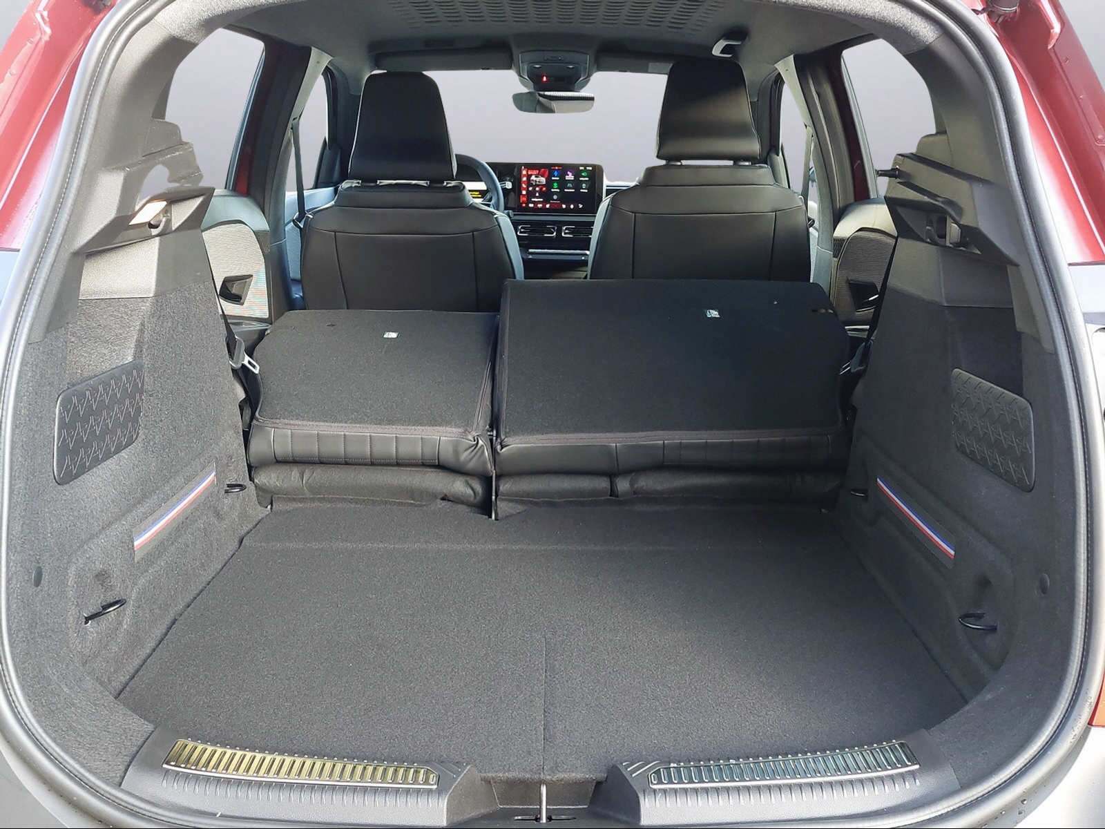 RENAULT R4 E-Tech Comfort Range iconic-image-8