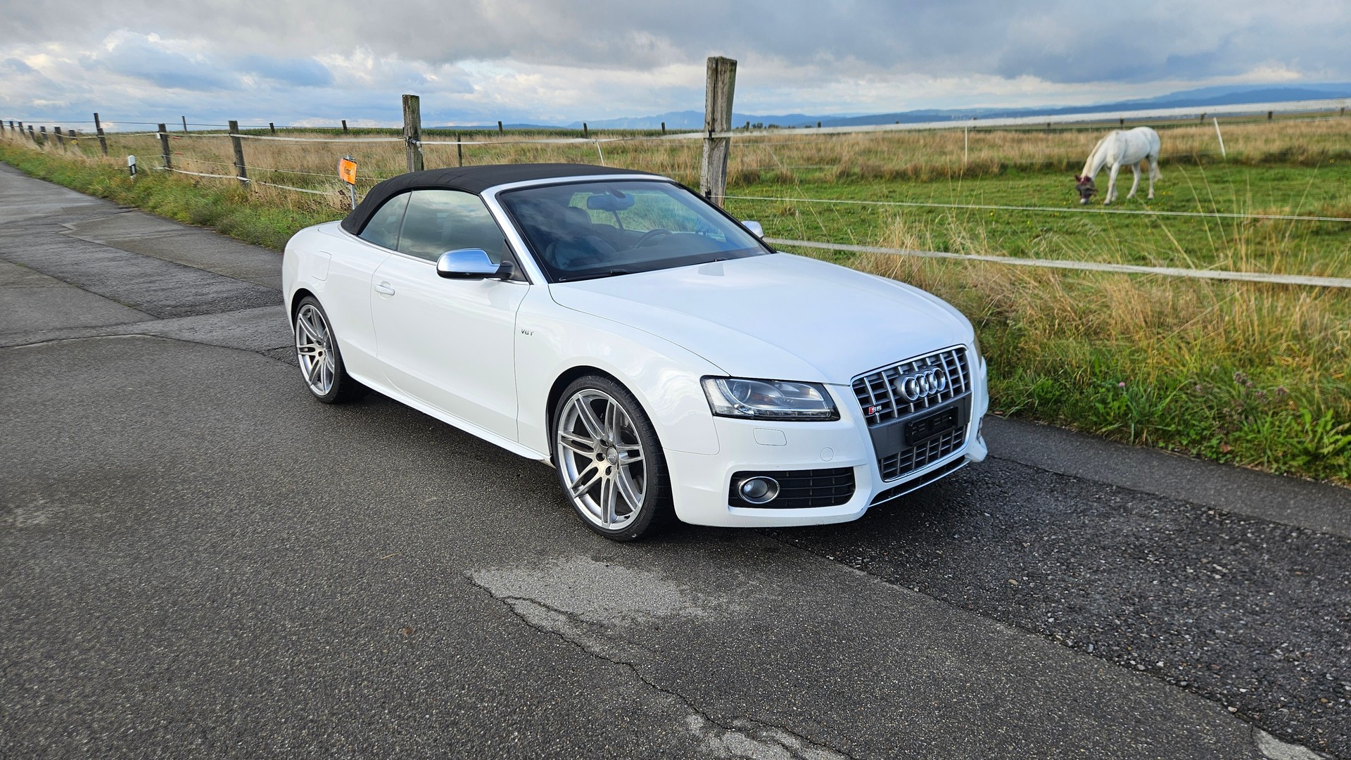 AUDI S5 Cabrio 3.0 TFSI quattro S-tronic-image-1