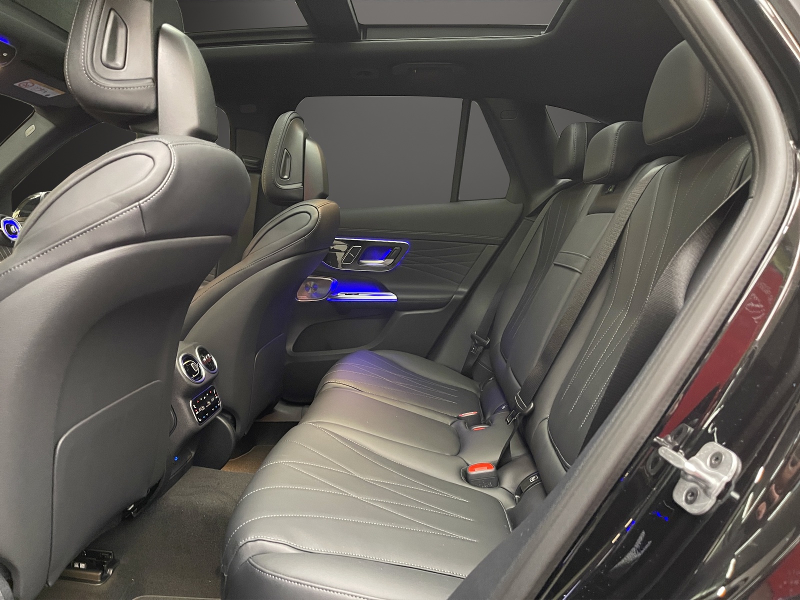 MERCEDES-BENZ GLC 450d 4M 9G-Tronic-image-10