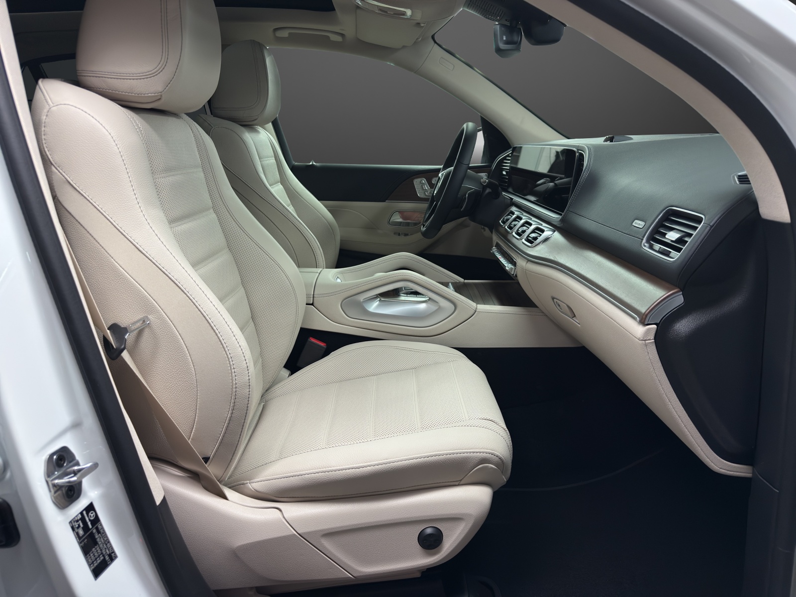 MERCEDES-BENZ GLE 300 d 4Matic 9G-Tronic-image-11