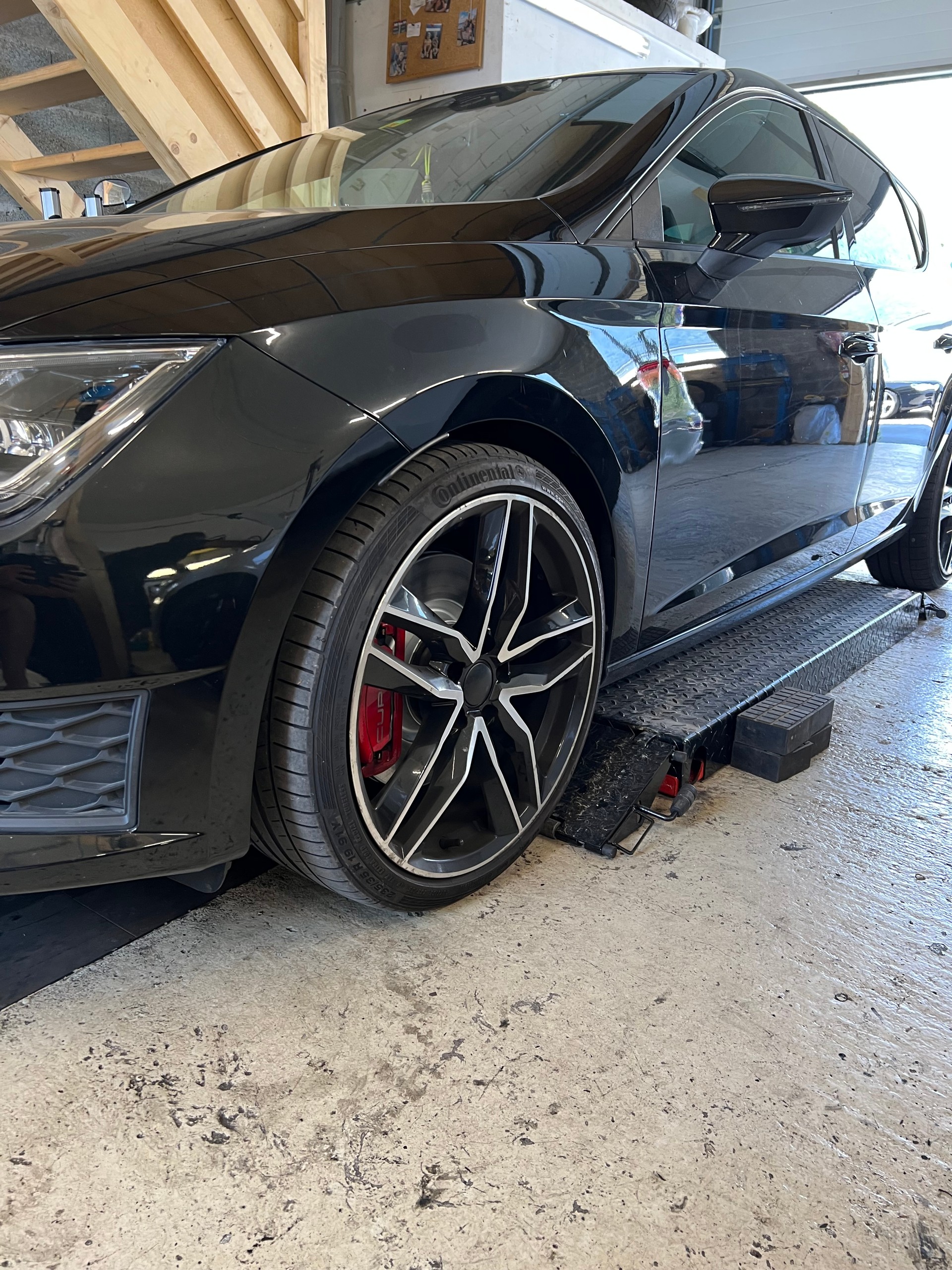 SEAT Leon 2.0 TSI Cupra 280 DSG-image-1