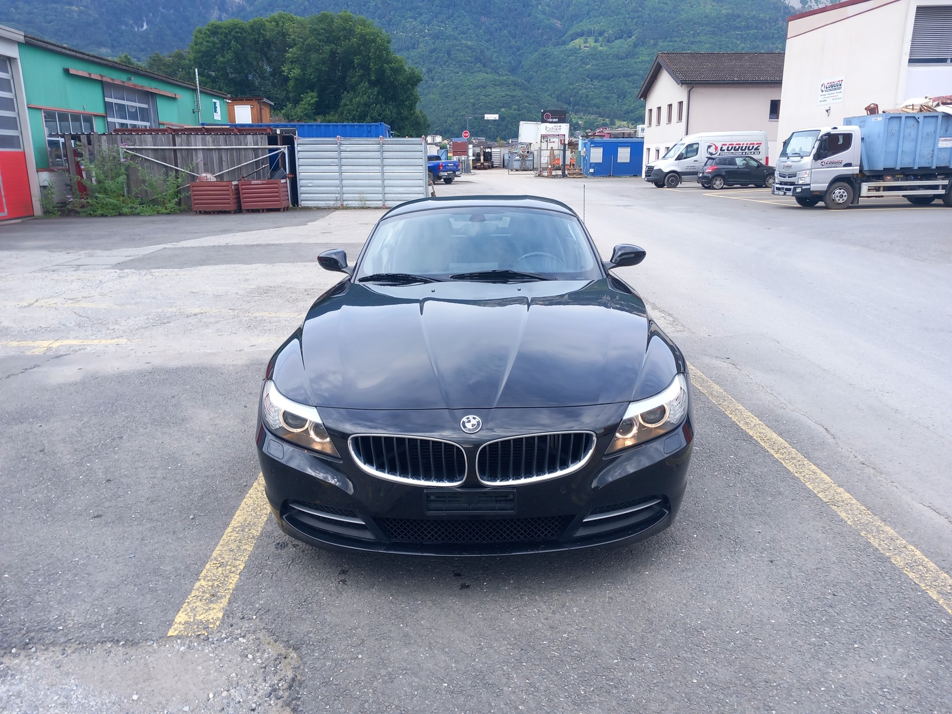BMW Z4 sDrive23i-image-1