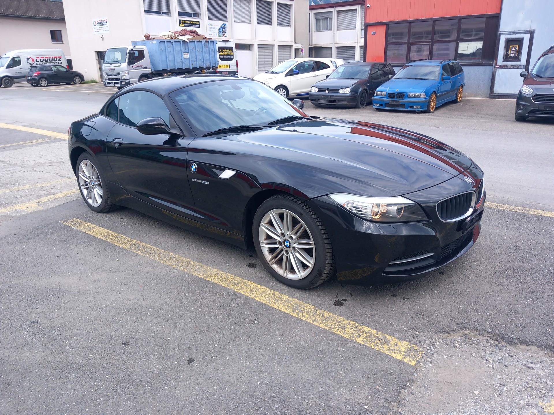 BMW Z4 sDrive23i-image-3