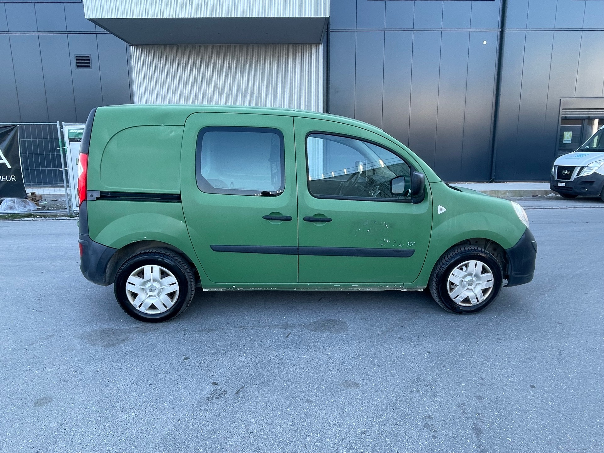 RENAULT Kangoo dCi90-image-6
