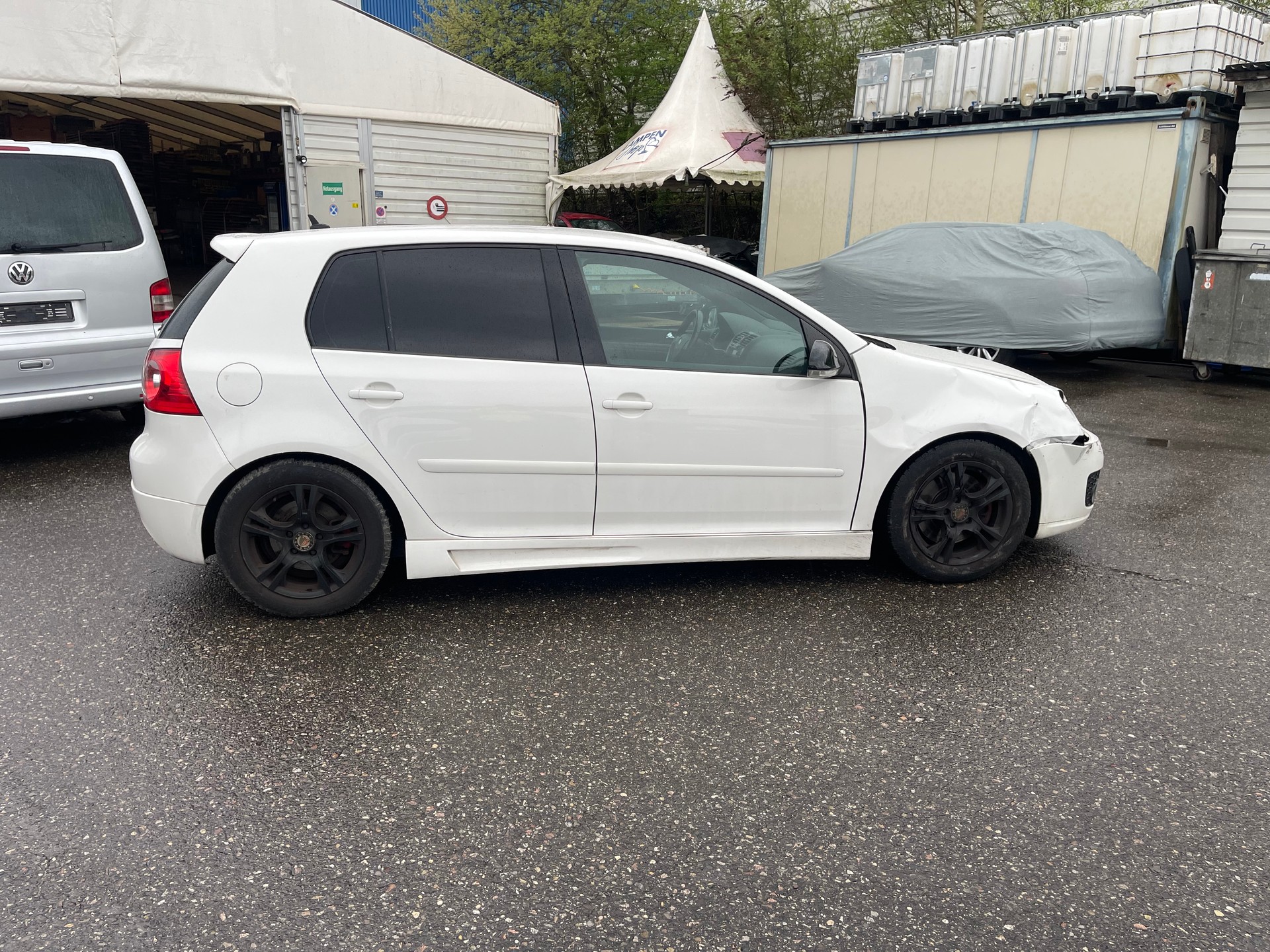 VW Golf 2.0 TFSI GTI-image-3