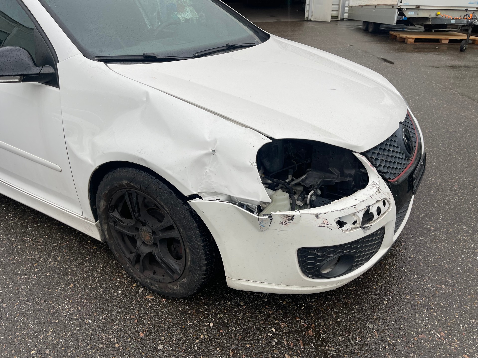 VW Golf 2.0 TFSI GTI-image-5