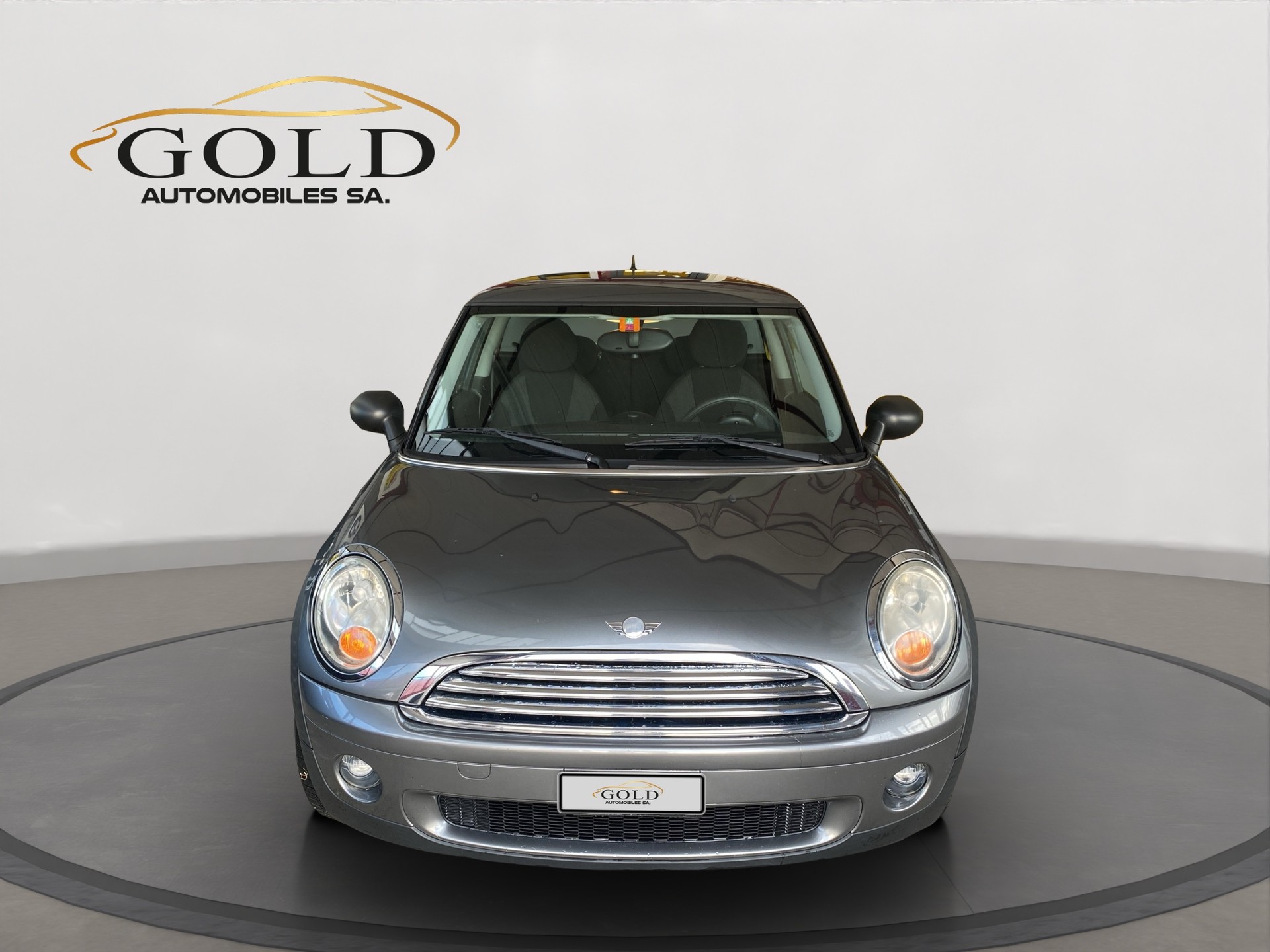 MINI One-image-10