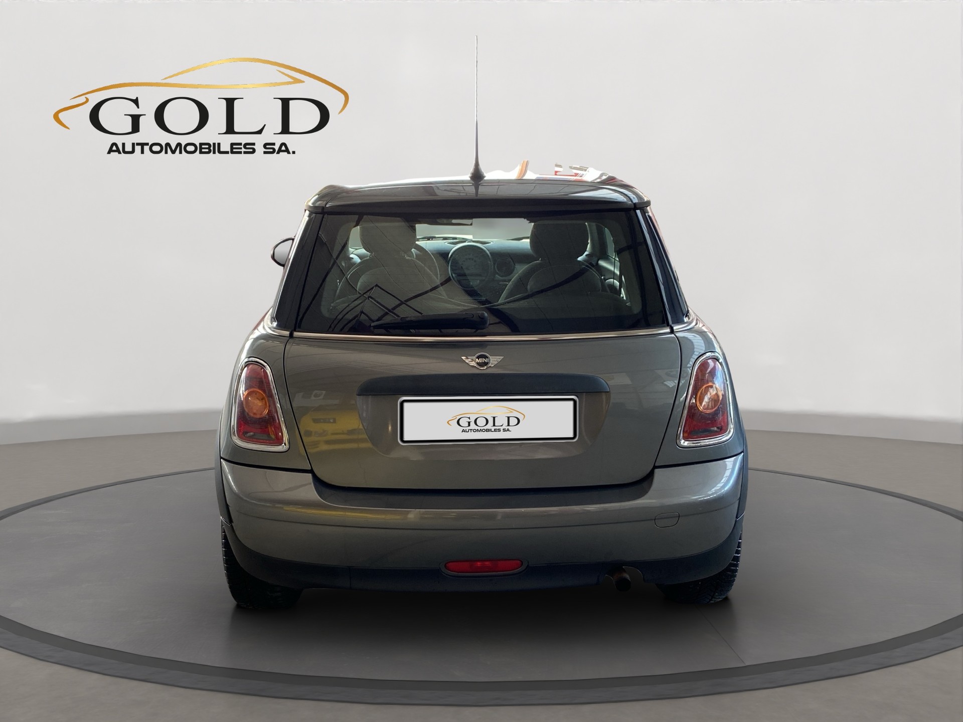 MINI One-image-11