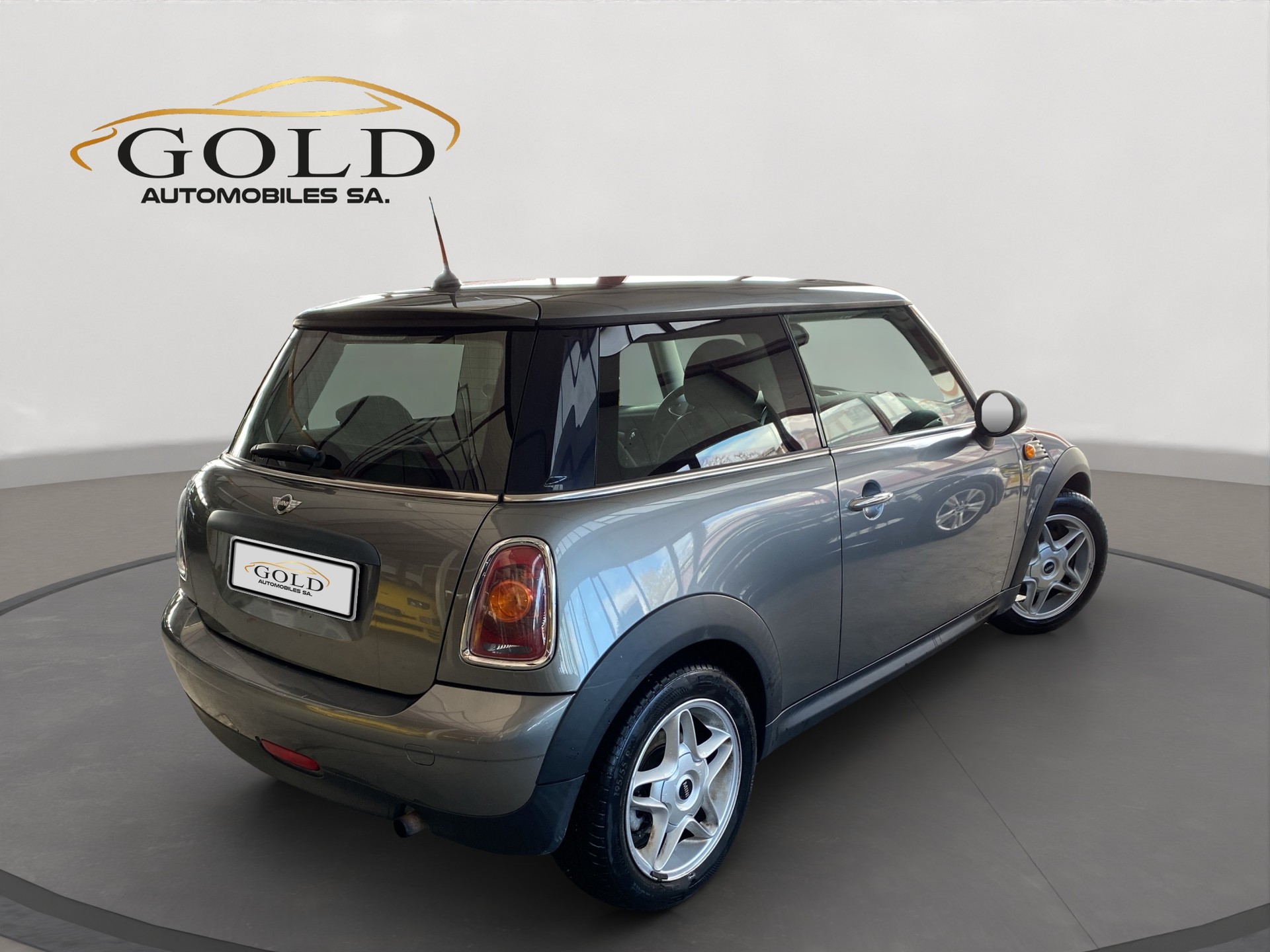 MINI One-image-1