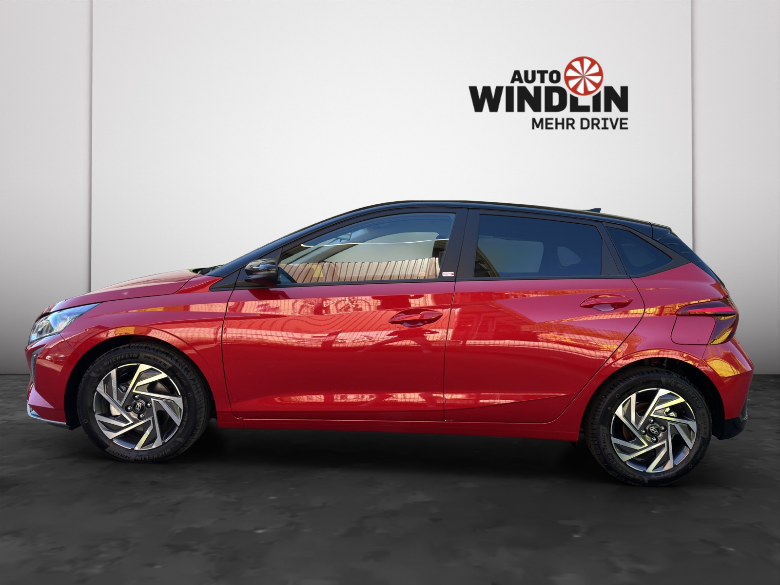 HYUNDAI i20 1.0 T-GDi Amplia-image-2
