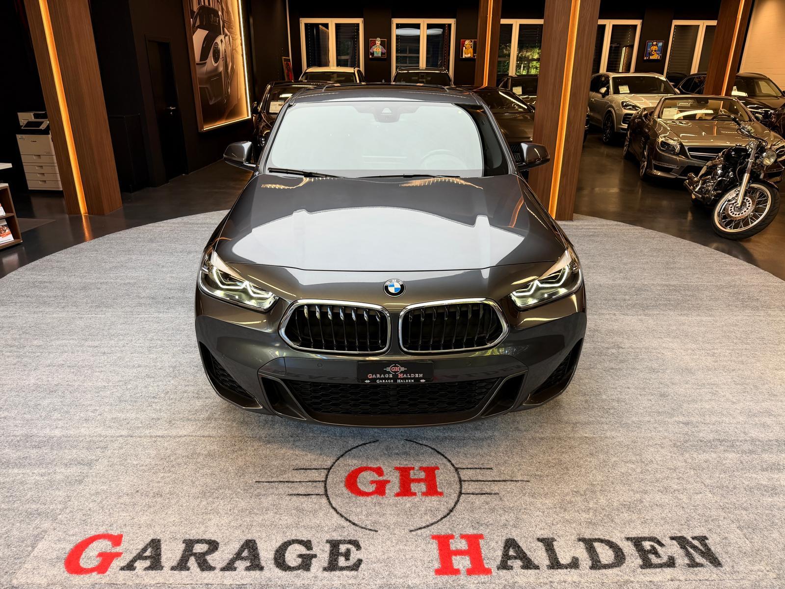 BMW X2 20i xDrive SAG M-Sport-showroom-element-2