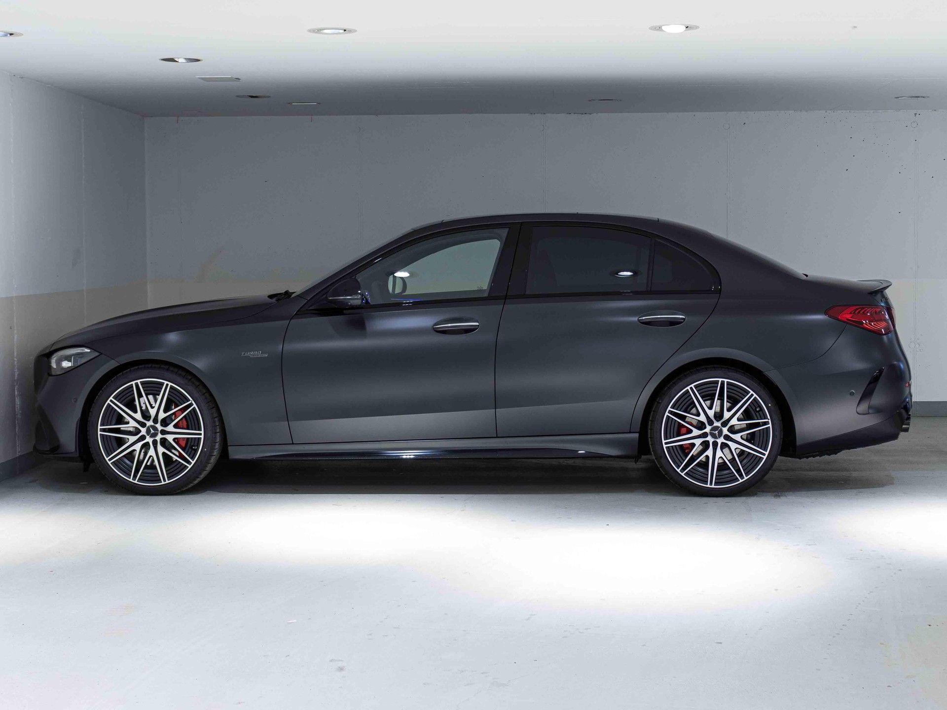 MERCEDES-BENZ C 43 AMG 4MATIC "Executive Edition"-image-4