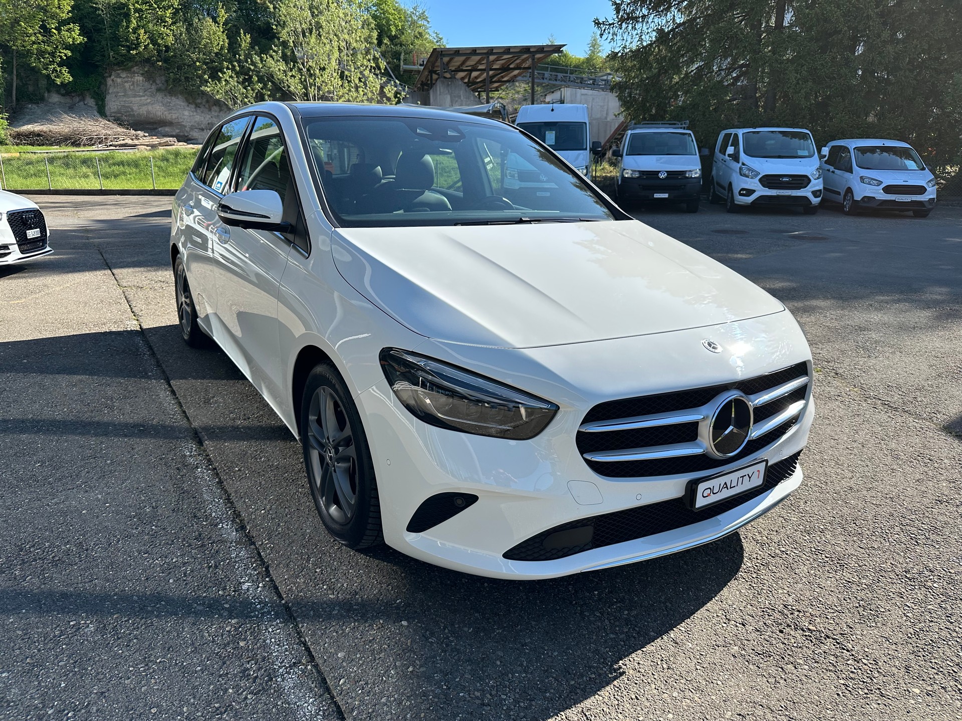 MERCEDES-BENZ B 220 4Matic Style 7G-DCT-showroom-element-2