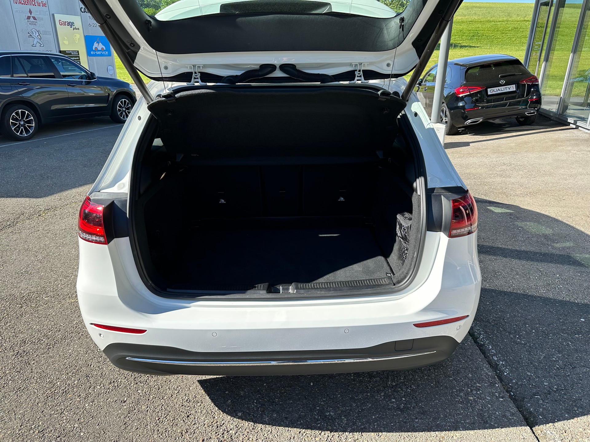 MERCEDES-BENZ B 220 4Matic Style 7G-DCT-image-13