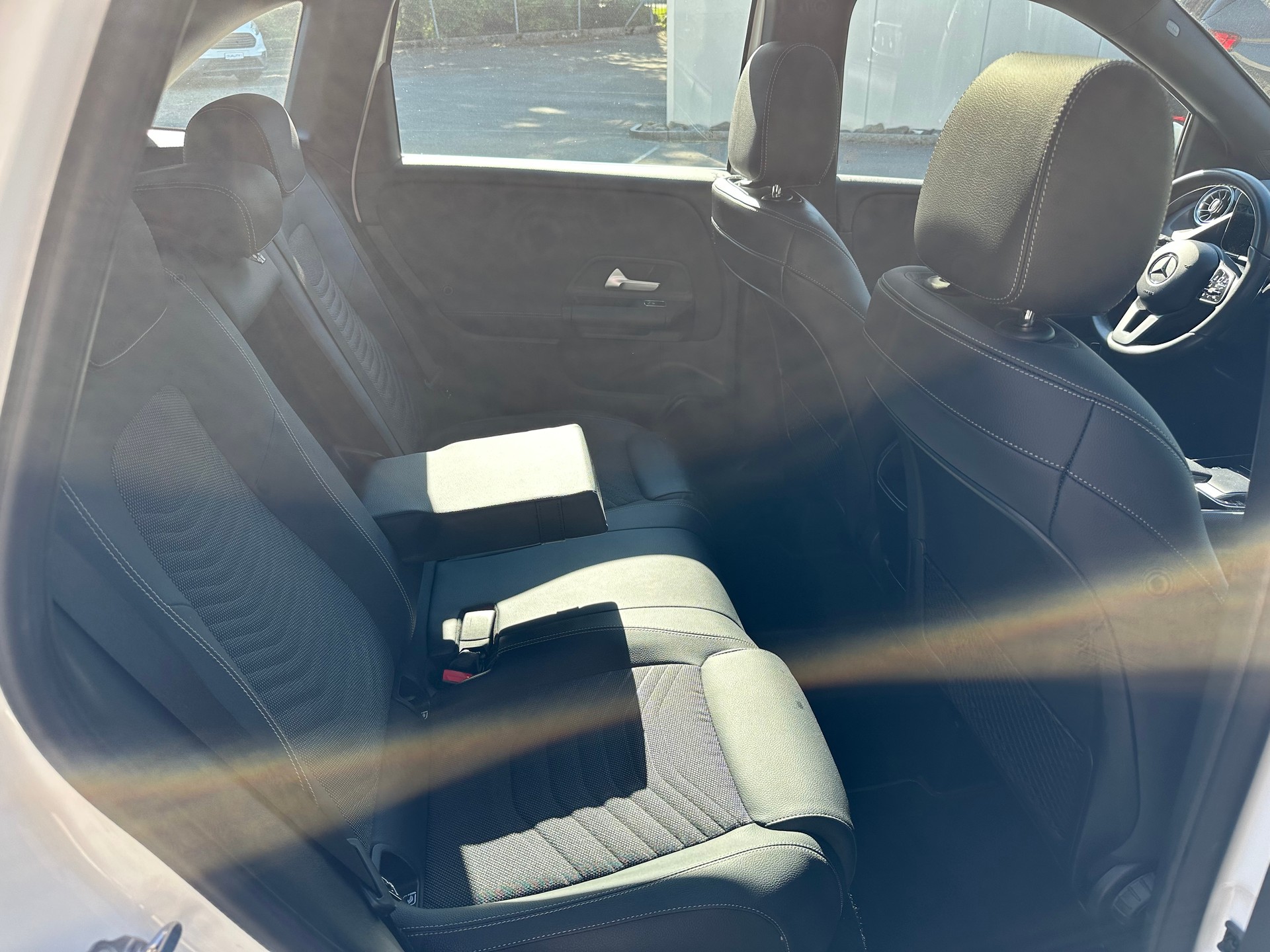 MERCEDES-BENZ B 220 4Matic Style 7G-DCT-image-12