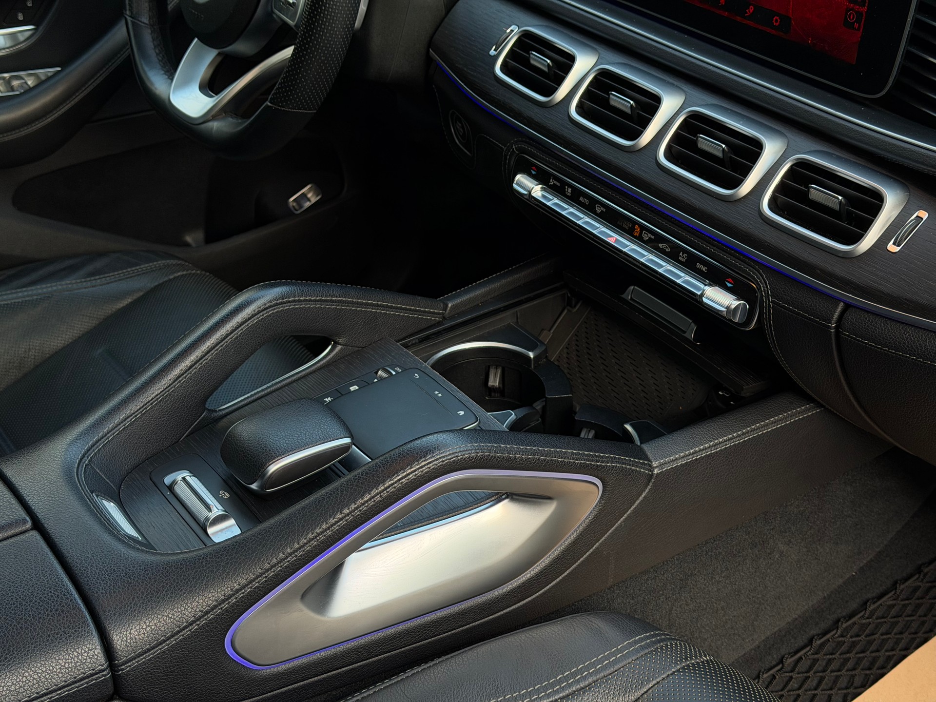 MERCEDES-BENZ GLE Coupé 350 d 4Matic+ 9G-Tronic-image-17