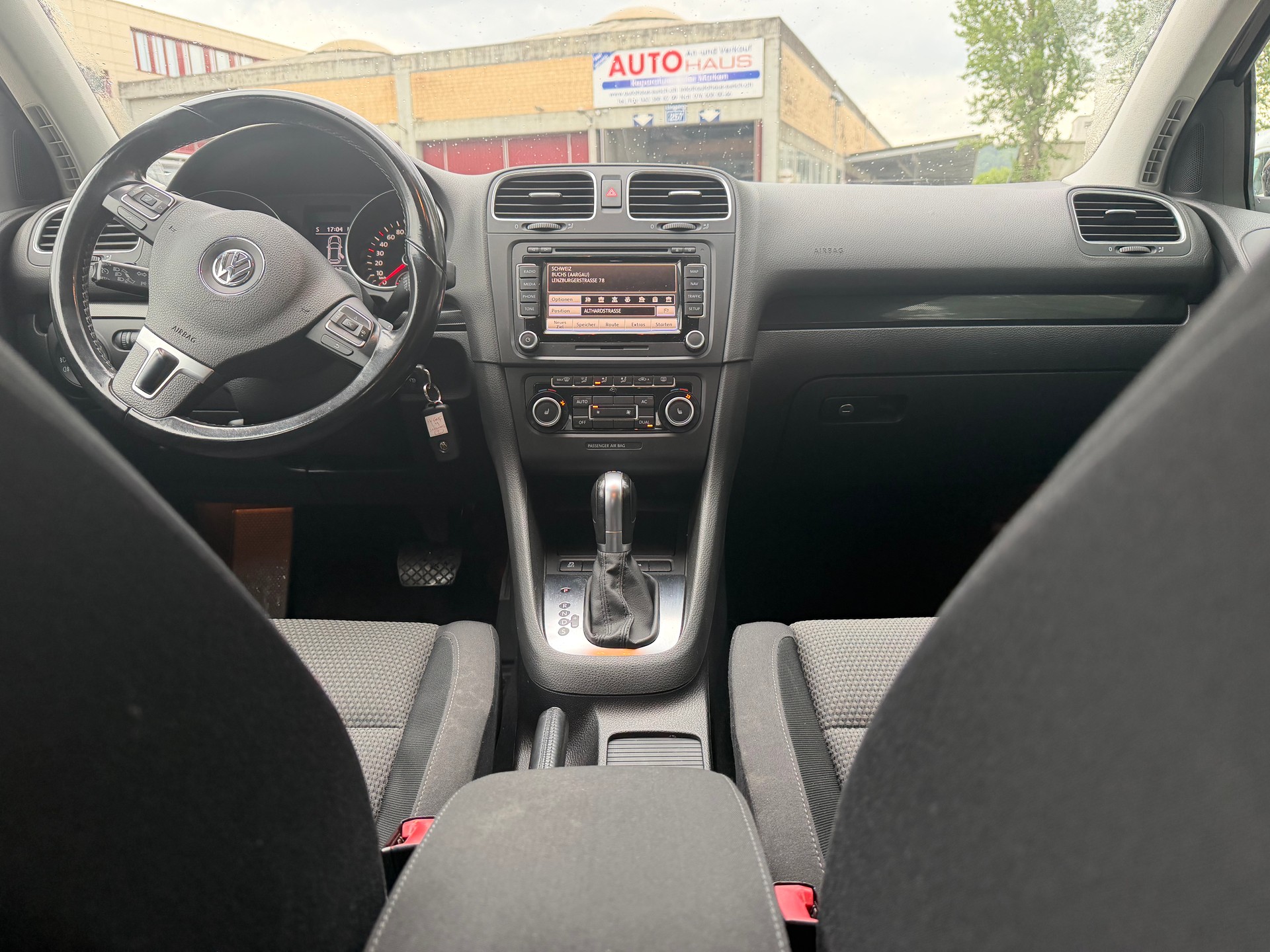 VW Golf 1.4 TSI Trendline DSG-image-7