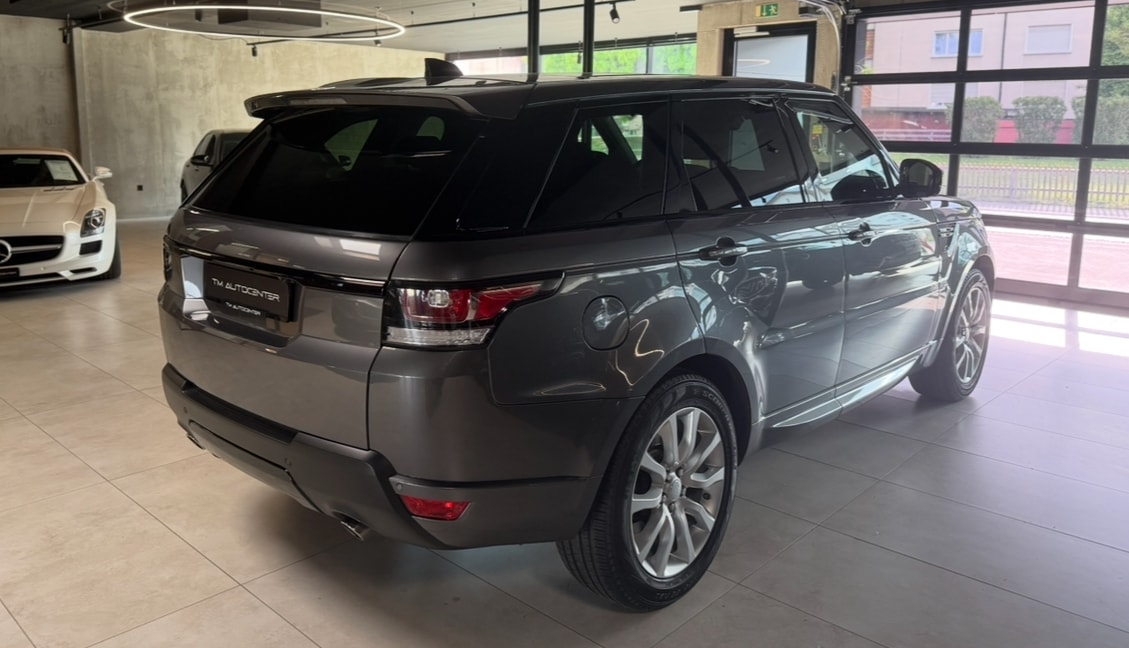 LAND ROVER Range Rover Sport 3.0 SDV6 HSE Dynamic Automatic-image-2