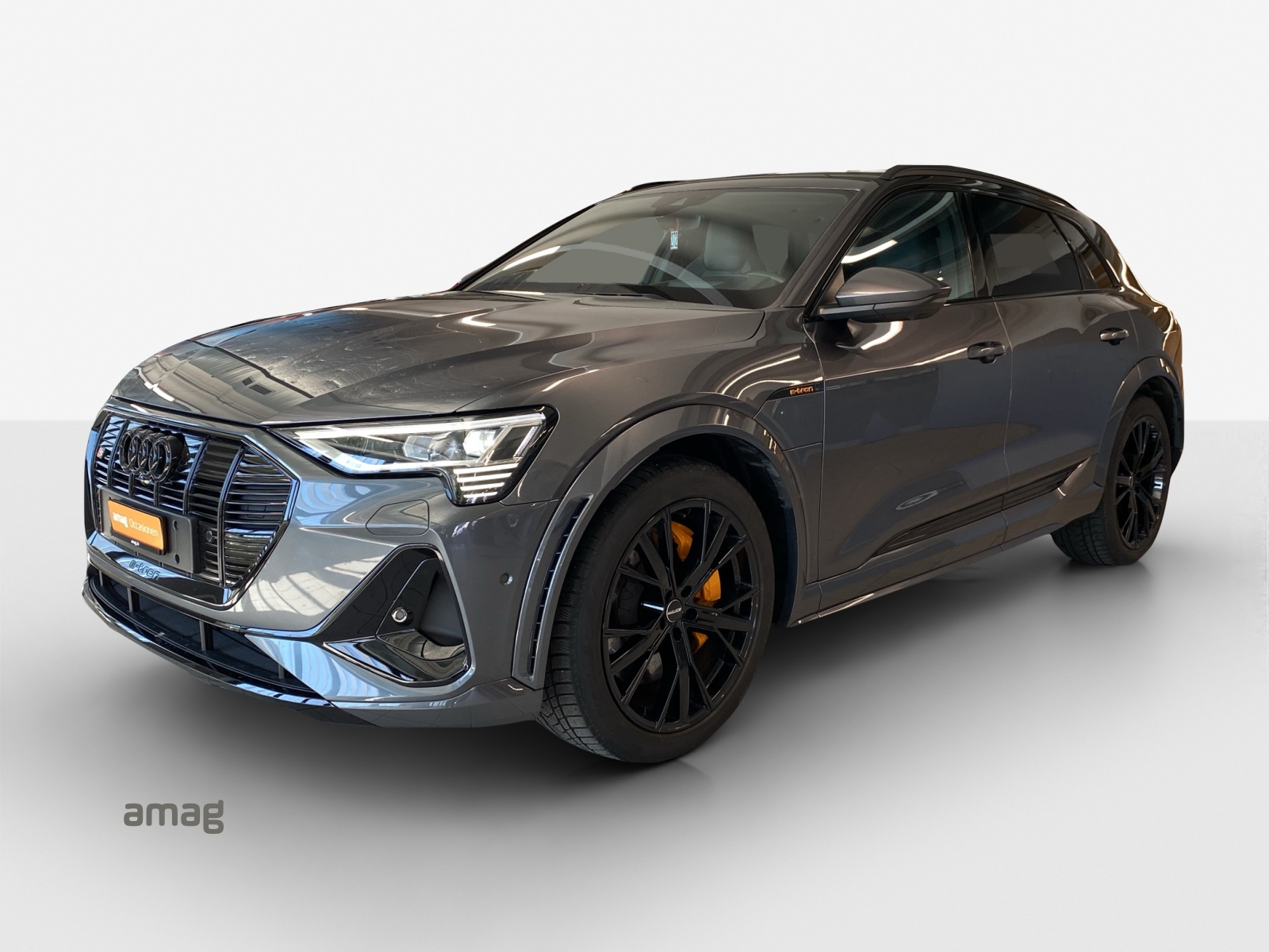 AUDI e-tron S quattro-image-0