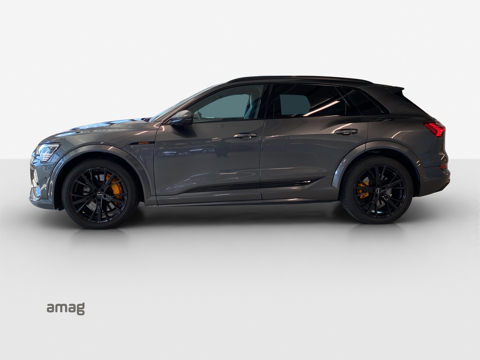 AUDI e-tron S quattro-image-2