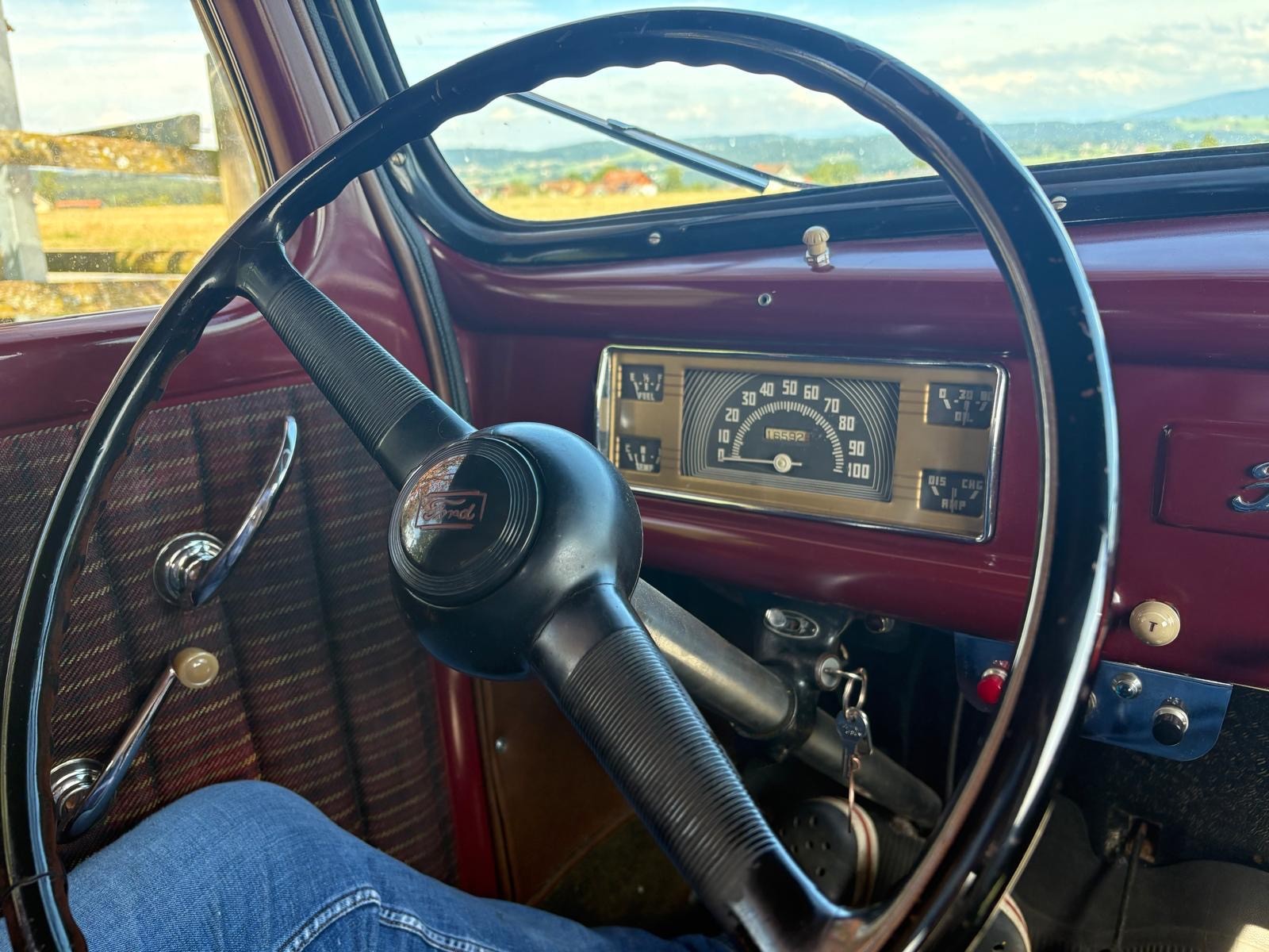 FORD F-Pickup-image-8