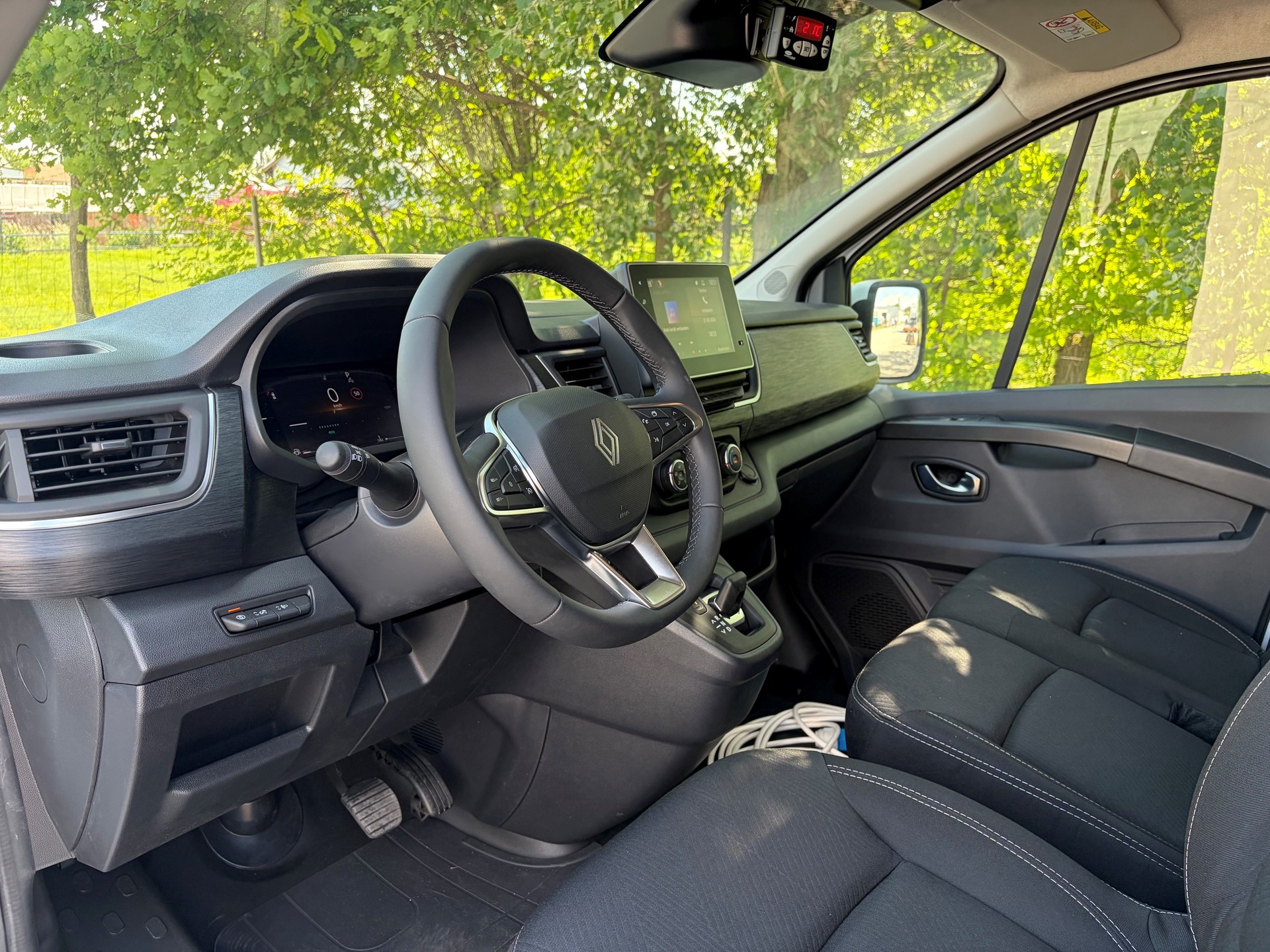 RENAULT L2H1 170Ps Automat mit Carrier TK Kühlausbau Minus 20 Grad-image-6