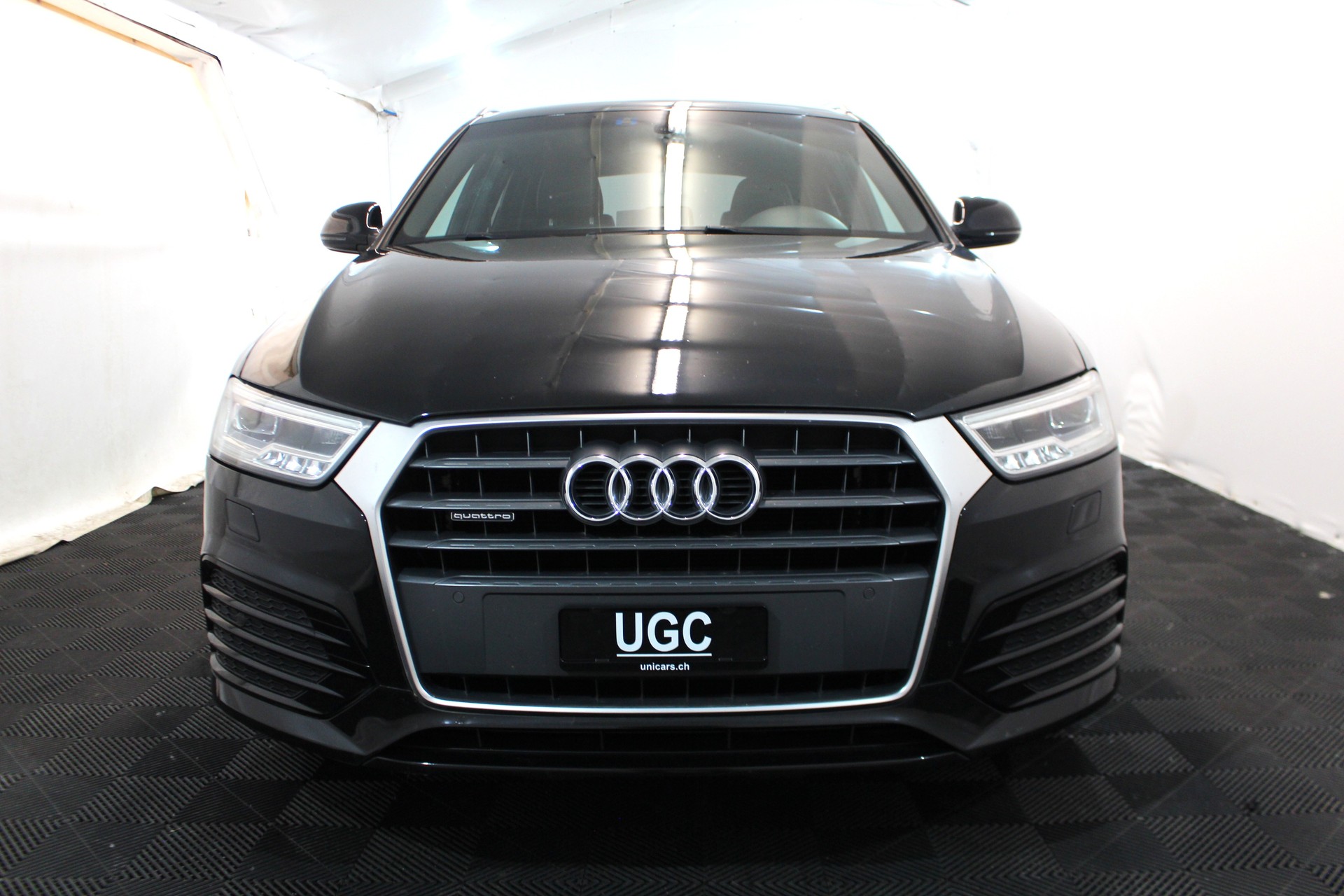 AUDI Q3 2.0 TDI 150 Sport qu. S-Tr.-showroom-element-1